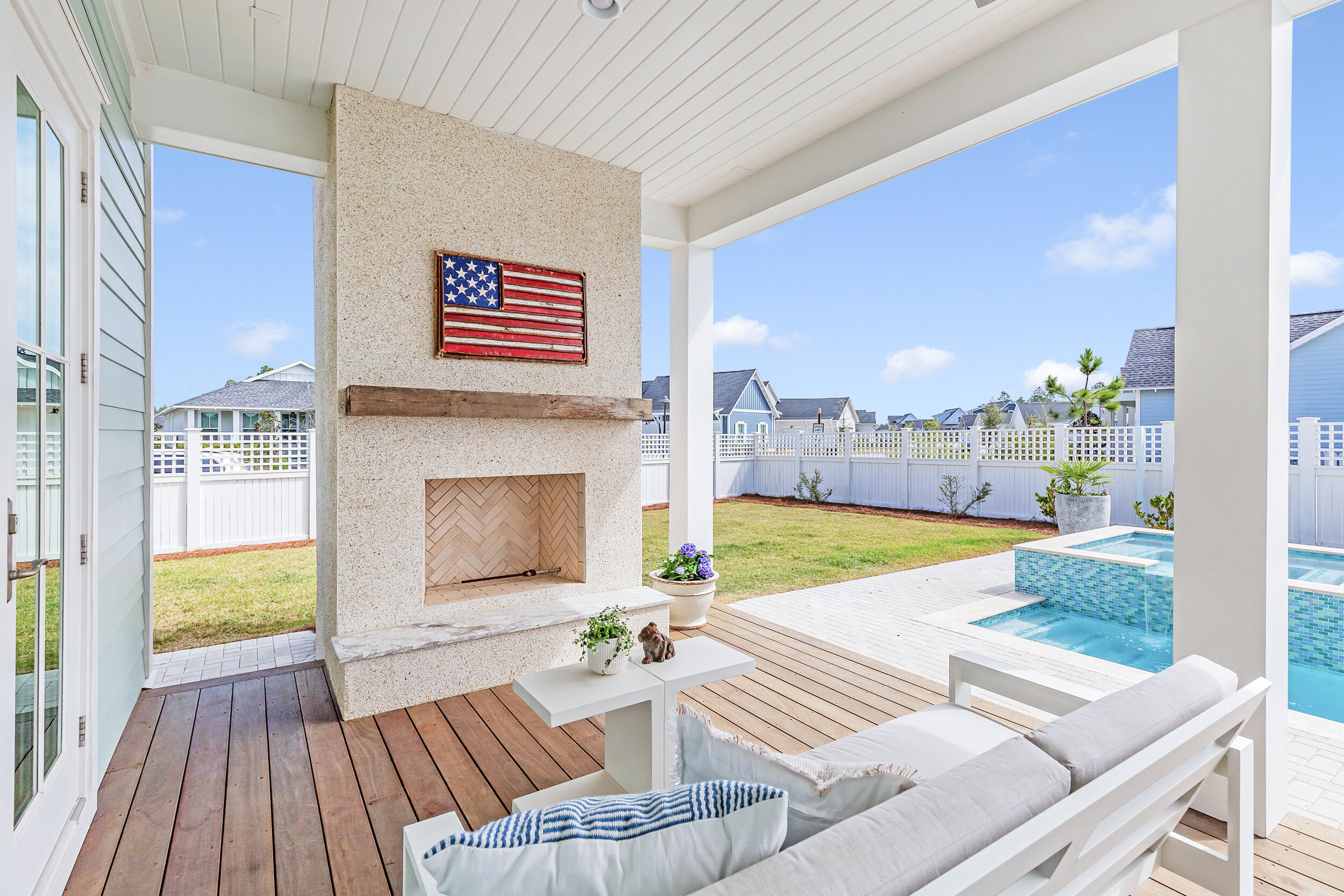 WATERSOUND ORIGINS - Residential