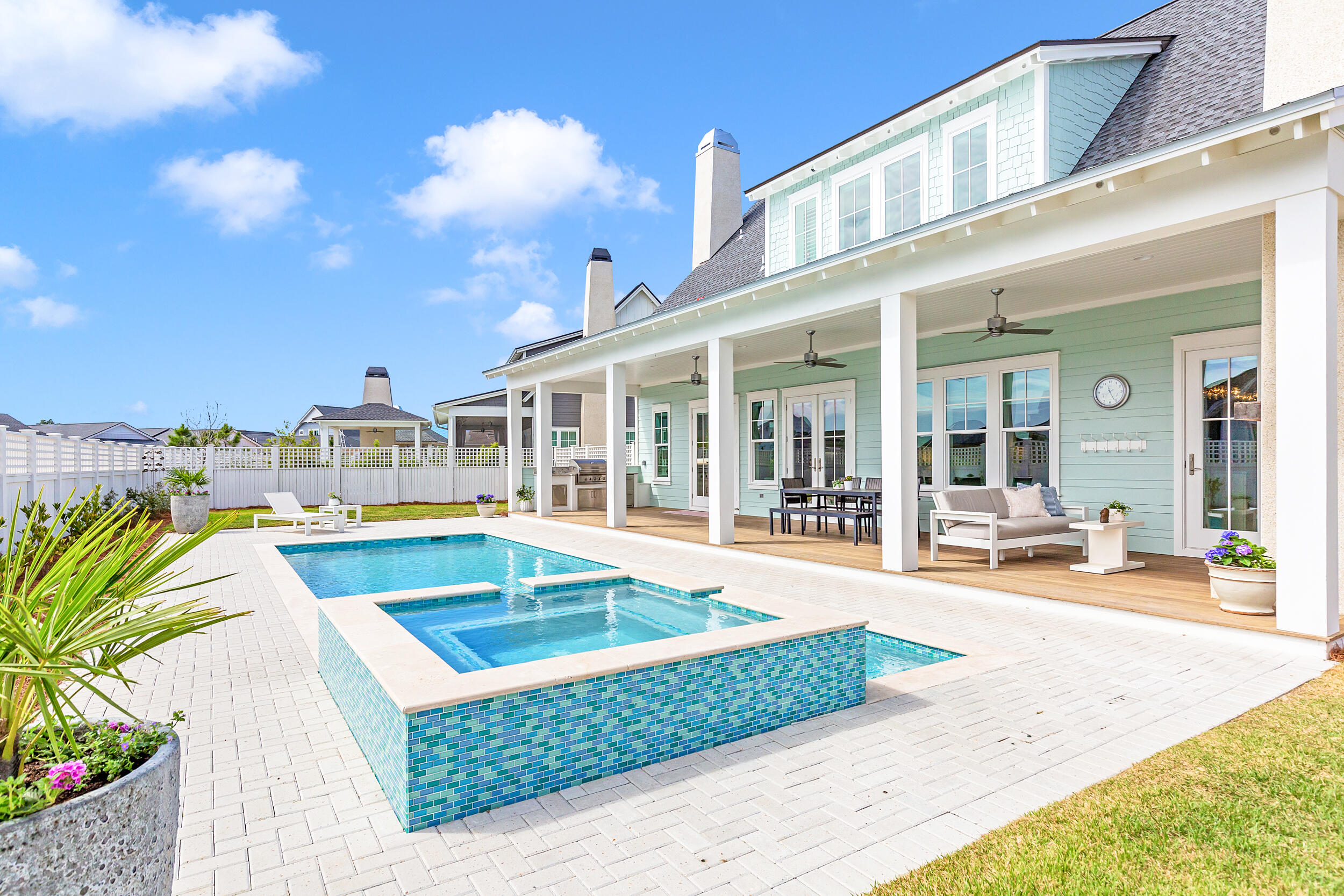 WATERSOUND ORIGINS - Residential