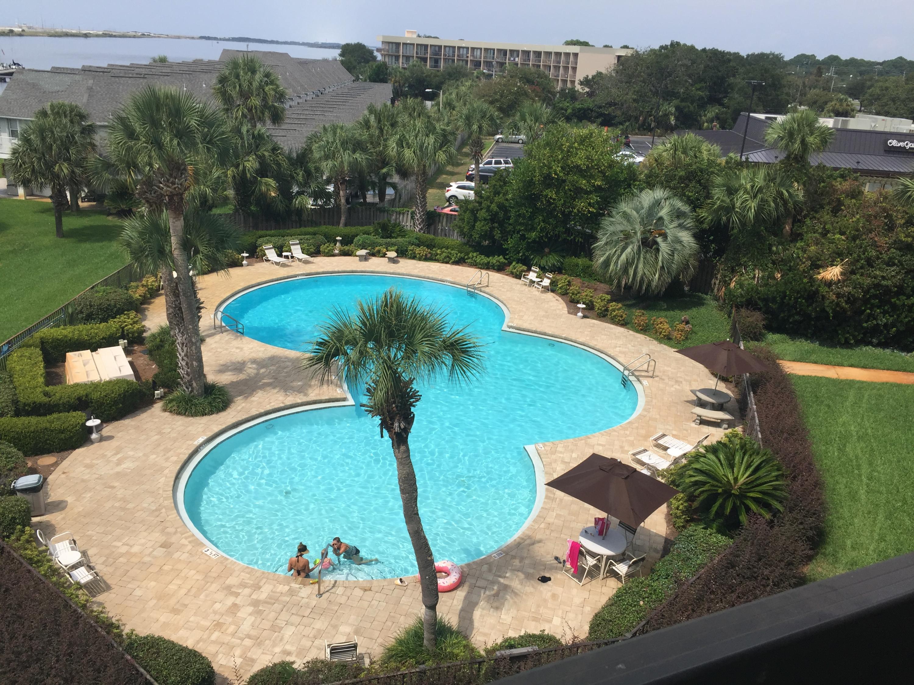 PIRATES BAY PH 1 - Residential