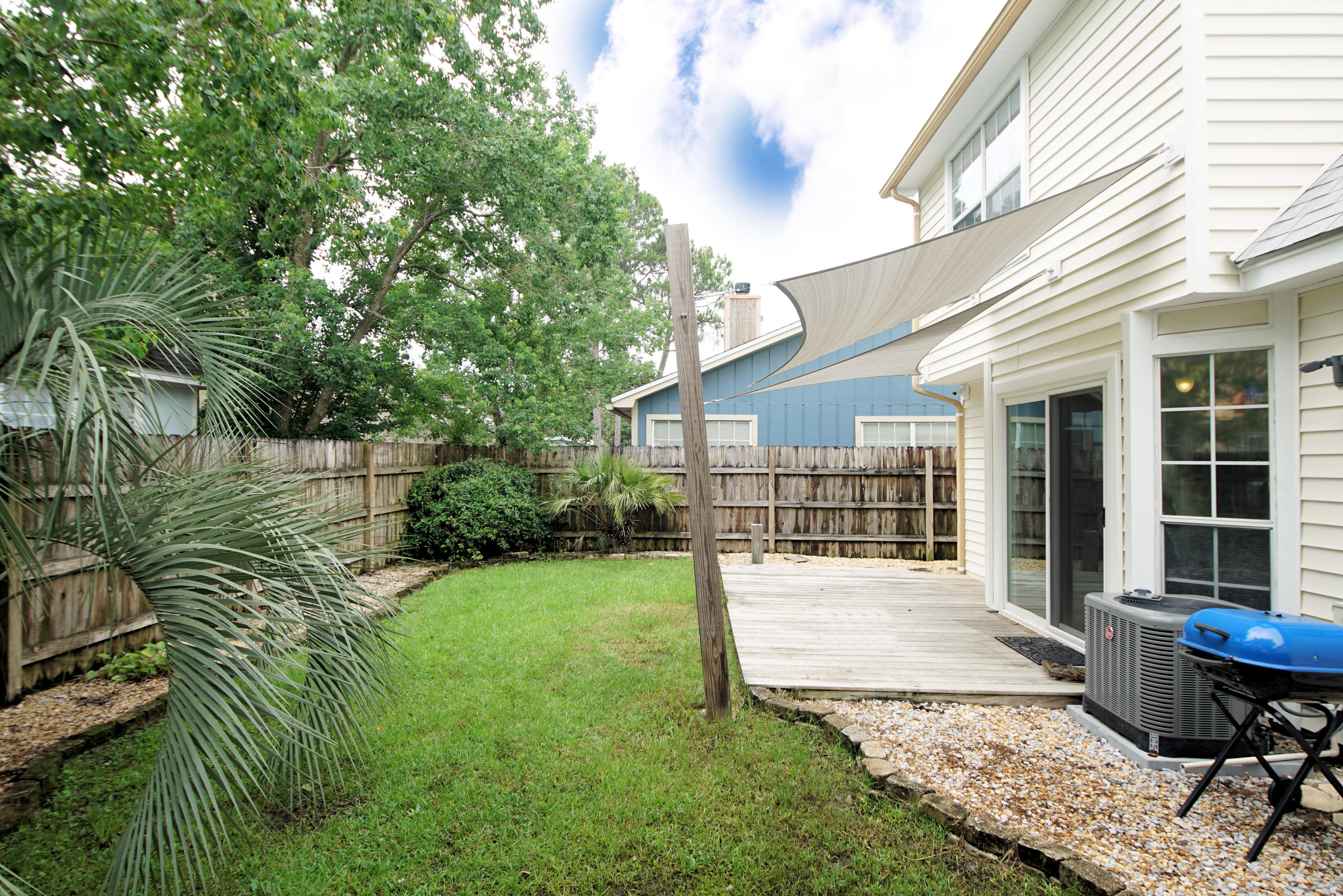 YORKTOWN AT WILLOW BEND - Residential