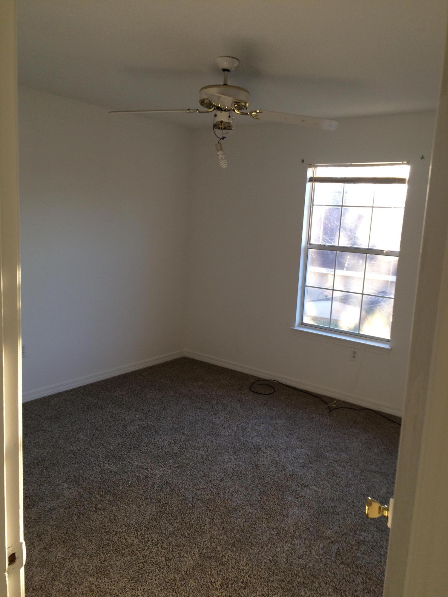 VILLAGE WEST - Residential