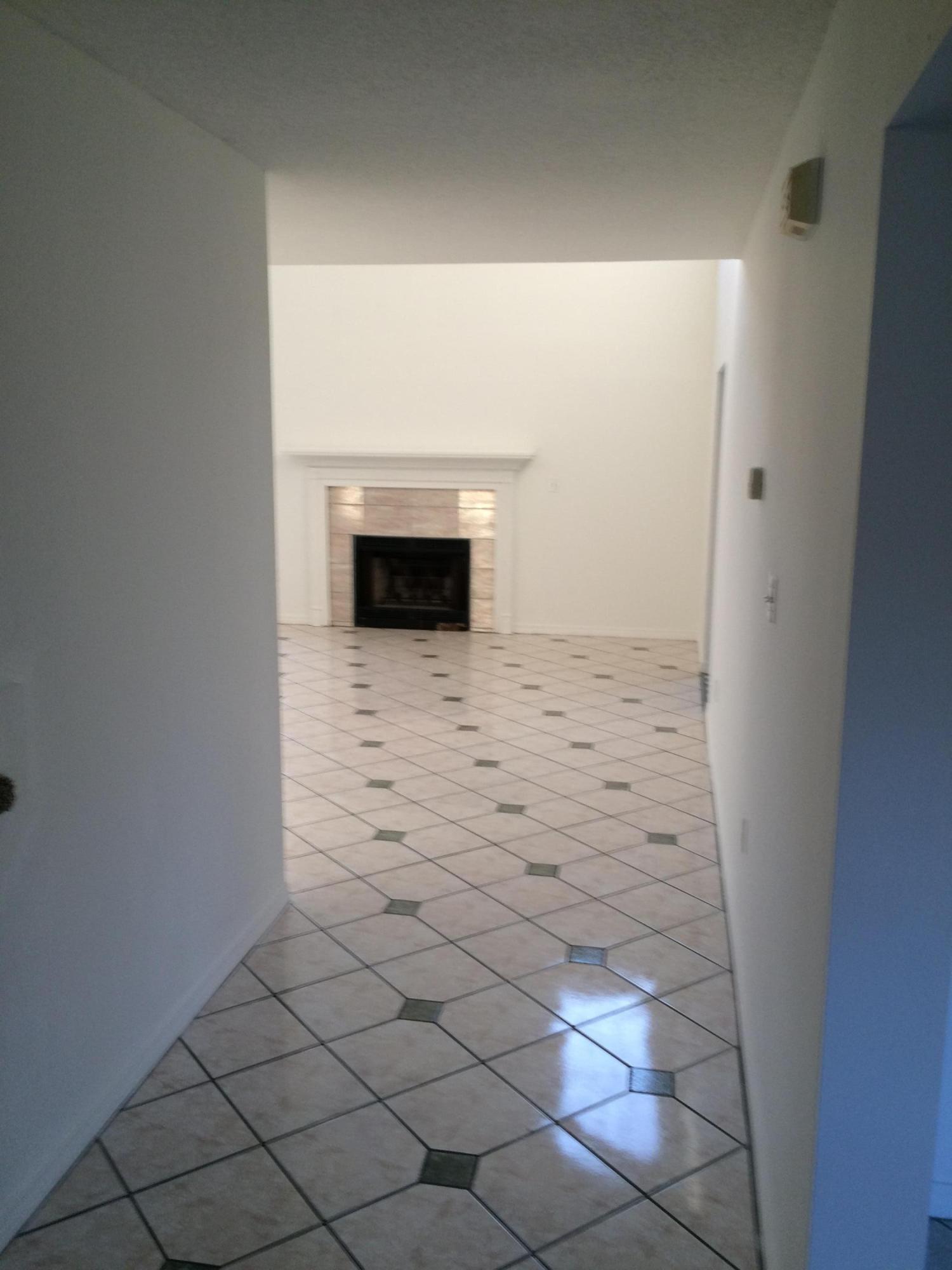 VILLAGE WEST - Residential