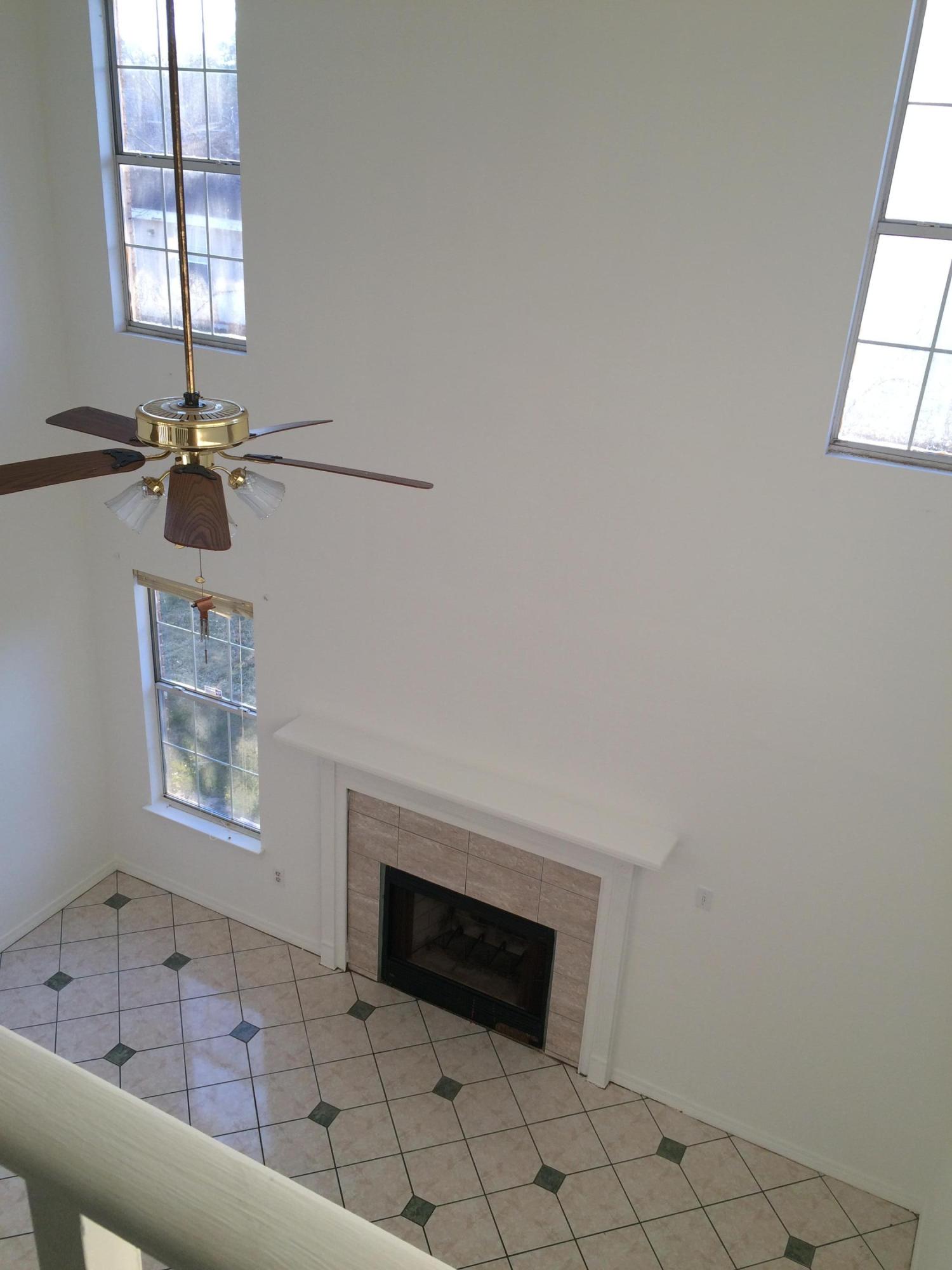 VILLAGE WEST - Residential