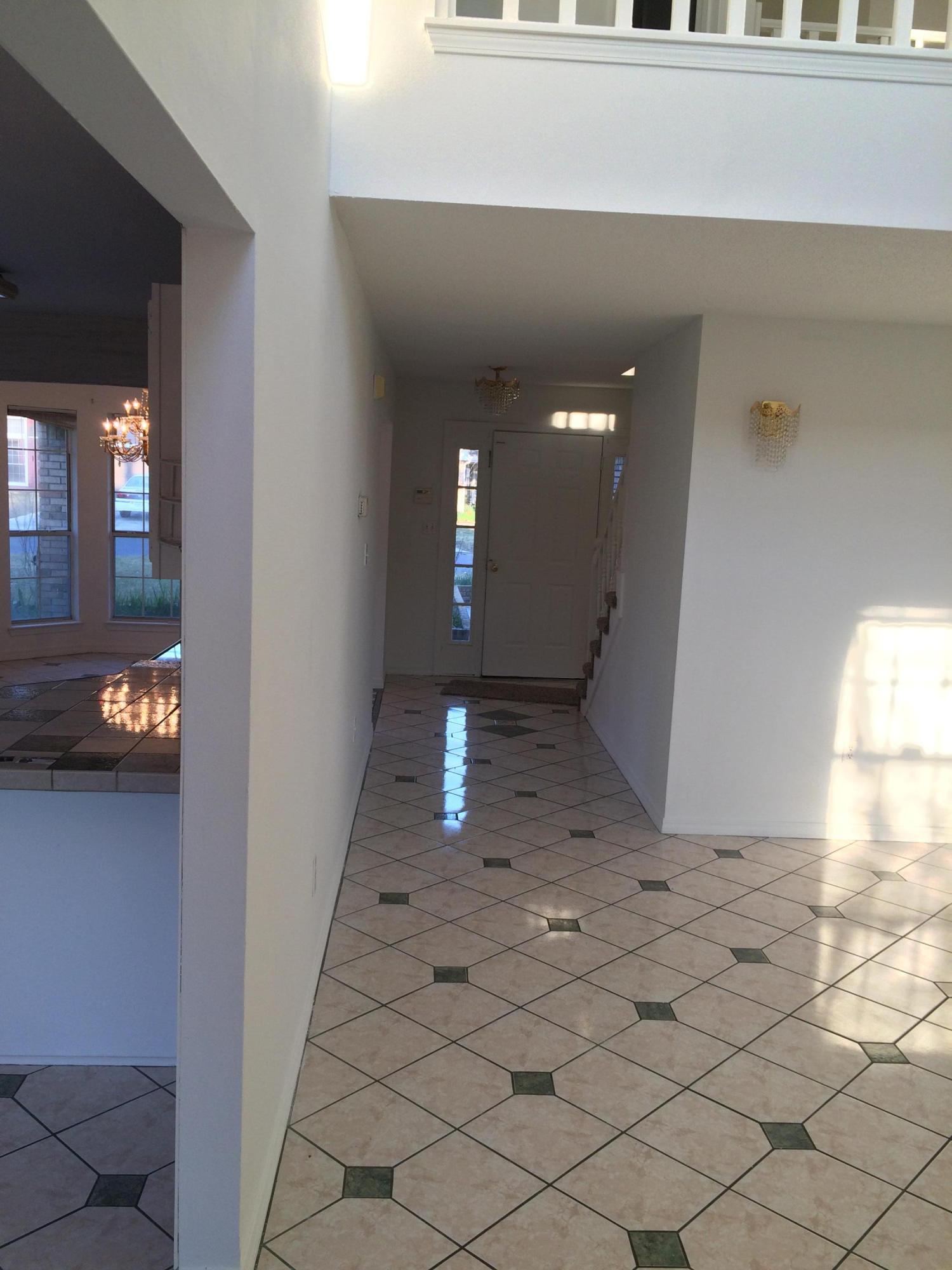 VILLAGE WEST - Residential