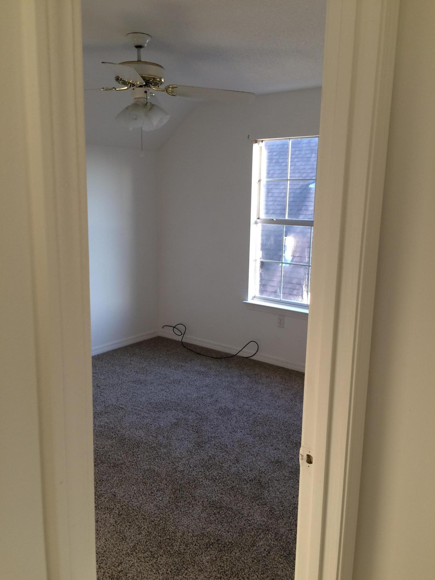 VILLAGE WEST - Residential