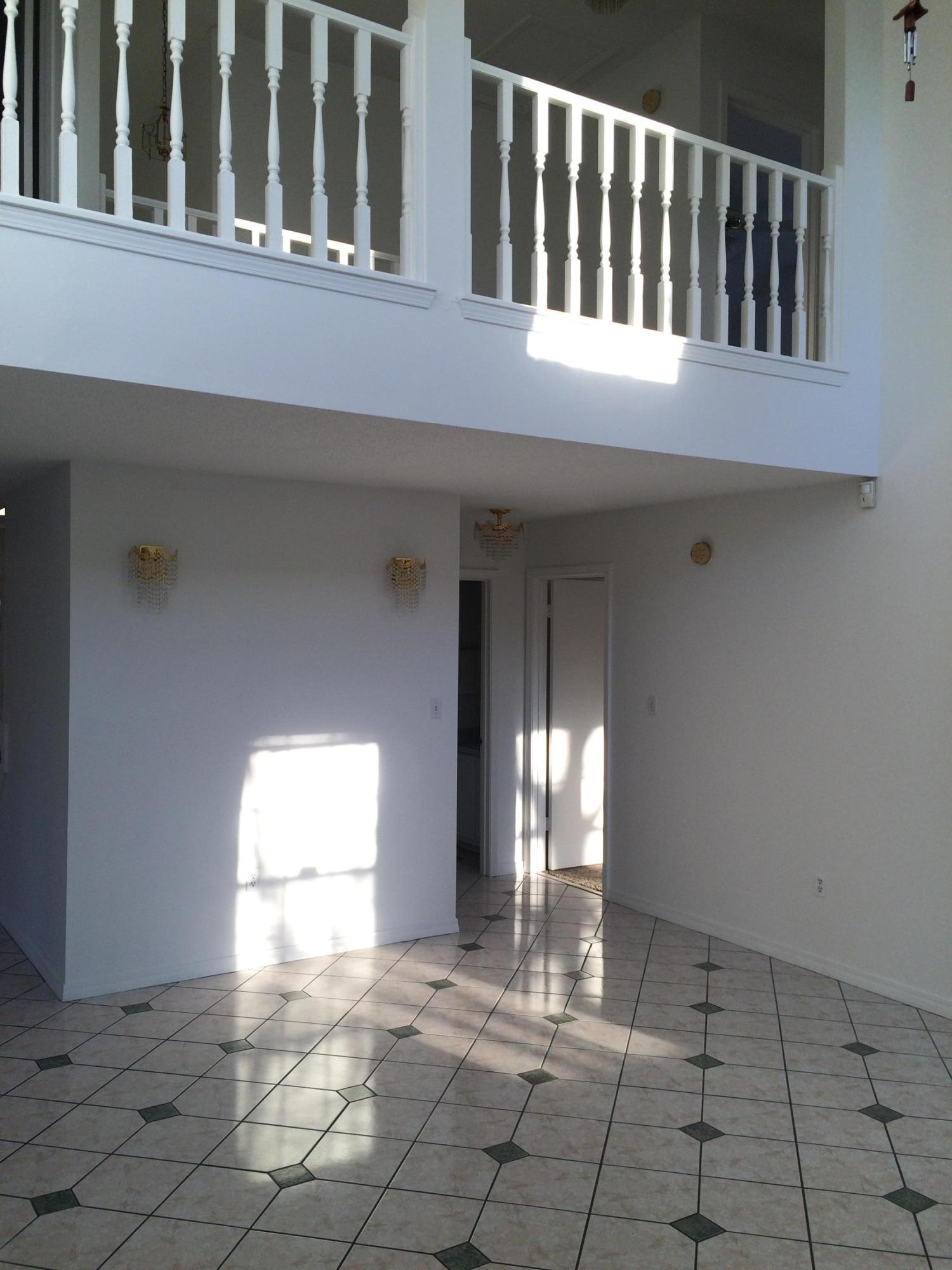 VILLAGE WEST - Residential