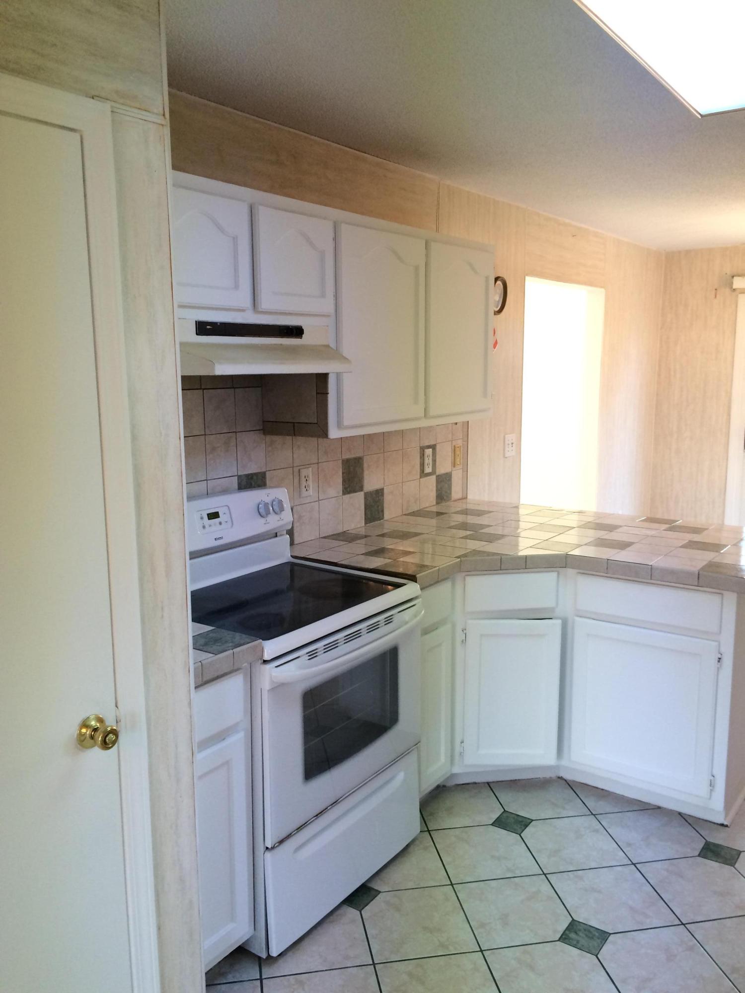 VILLAGE WEST - Residential