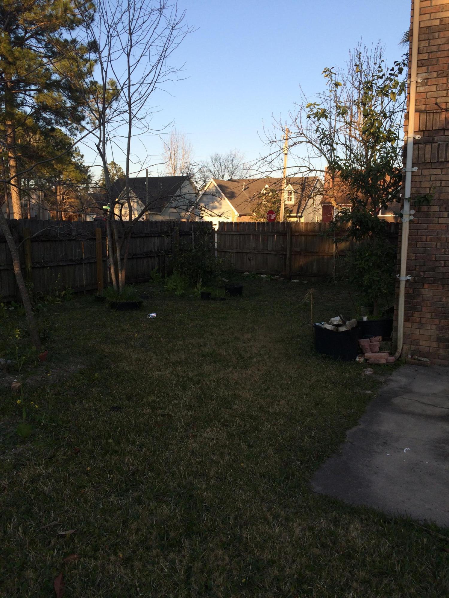 VILLAGE WEST - Residential