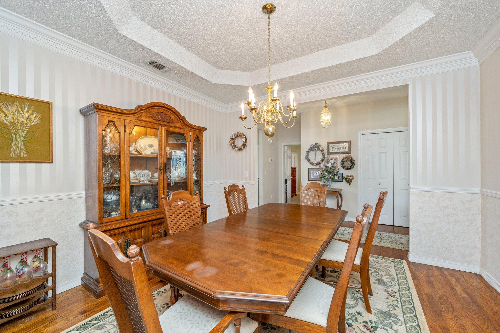 PRITCHARD POINT - Residential