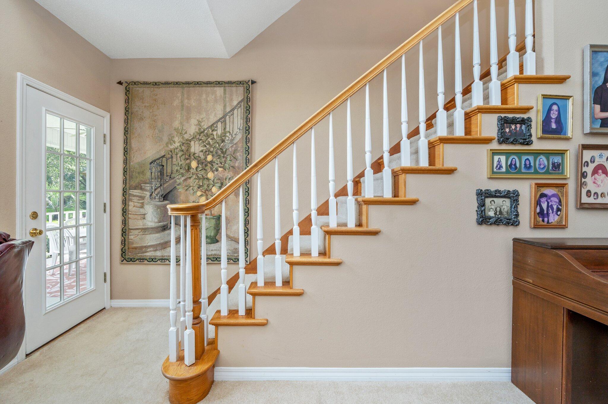 PRITCHARD POINT - Residential
