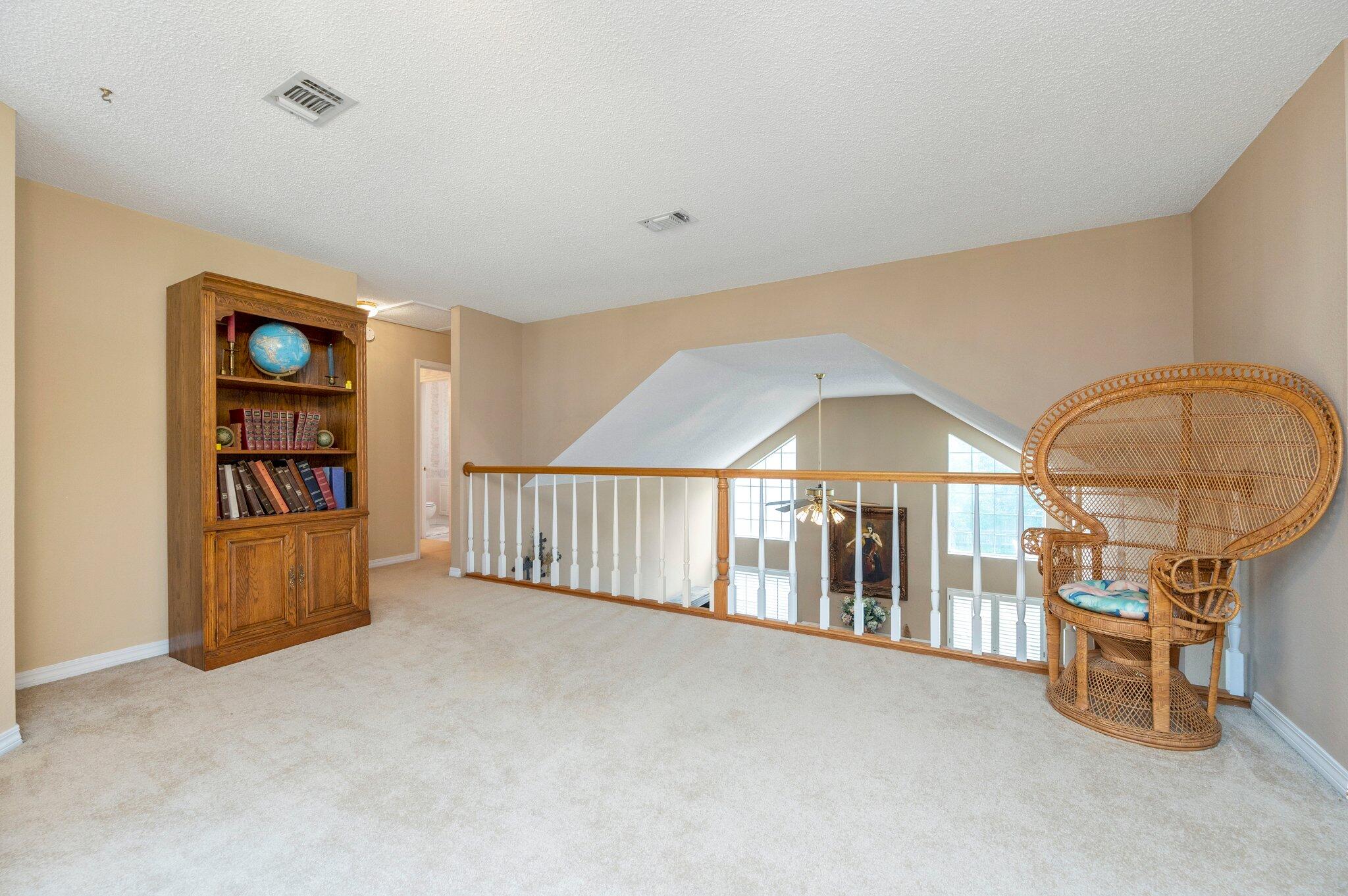PRITCHARD POINT - Residential