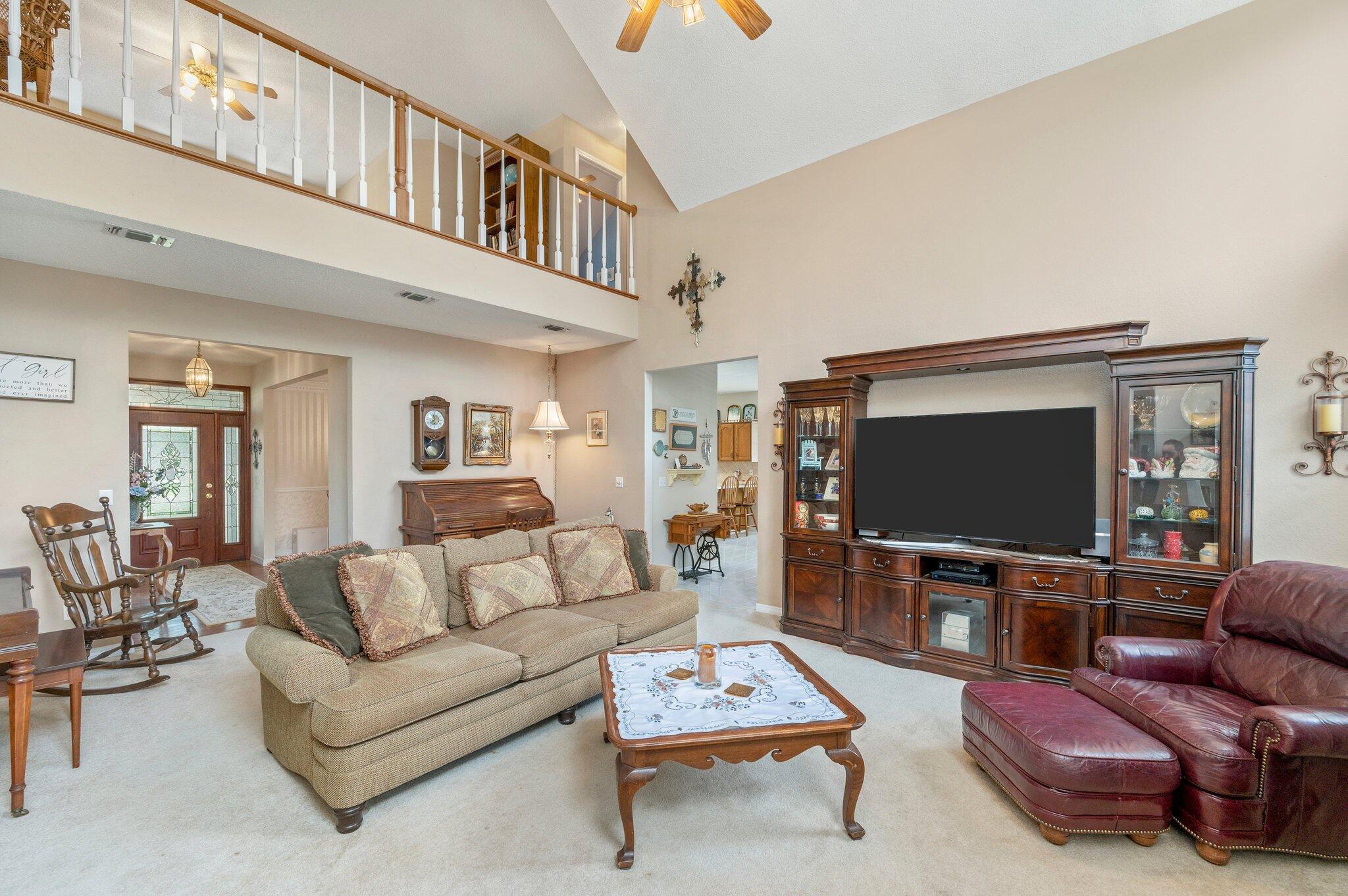 PRITCHARD POINT - Residential
