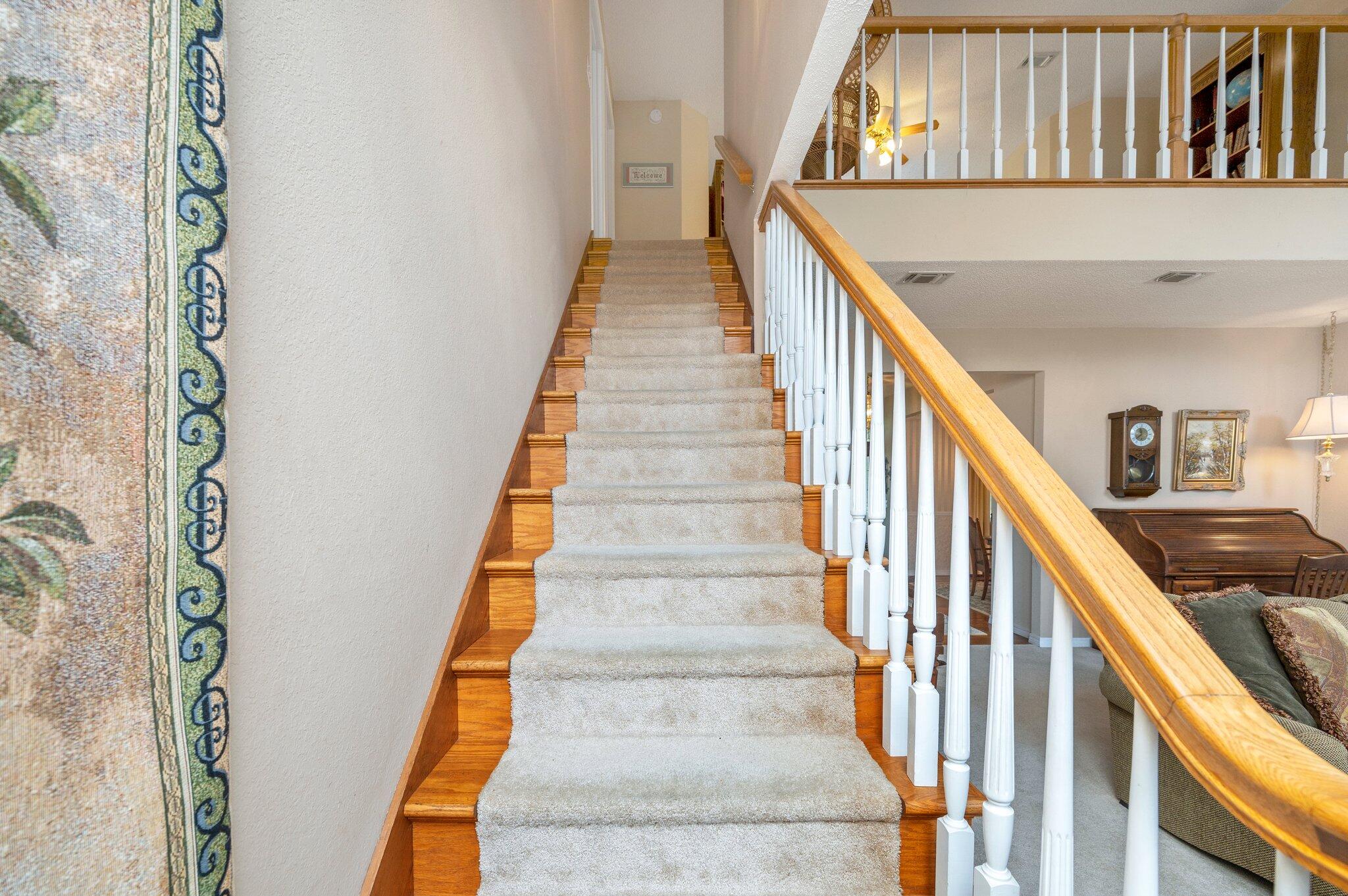 PRITCHARD POINT - Residential