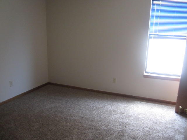 PORT DIXIE - Residential Lease