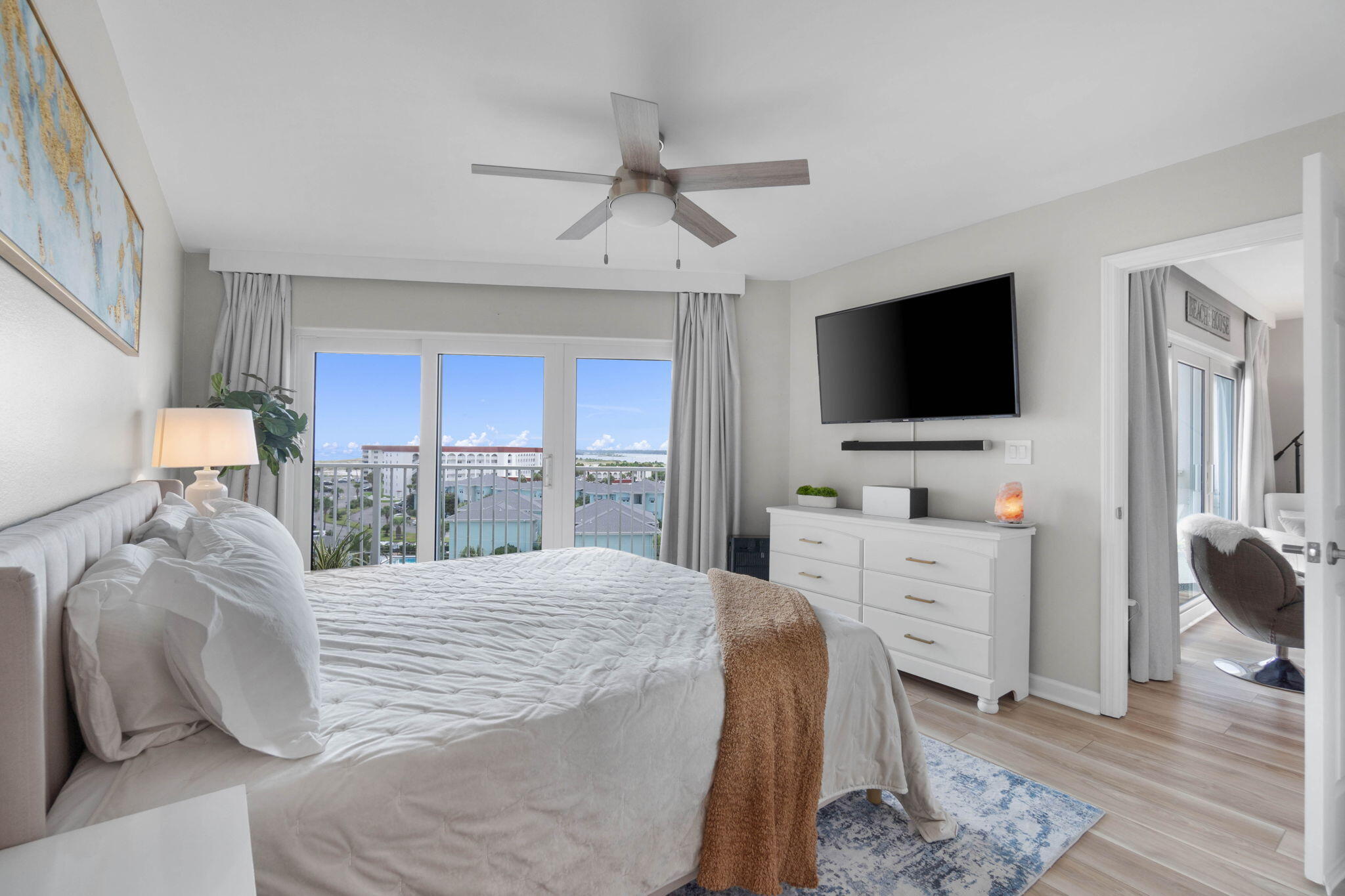 Seacrest Condominiums - Residential