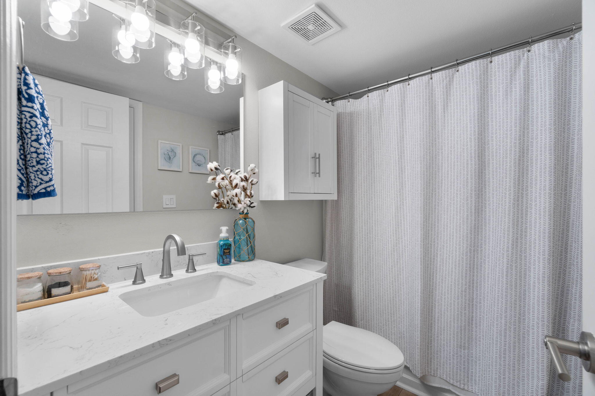 Seacrest Condominiums - Residential