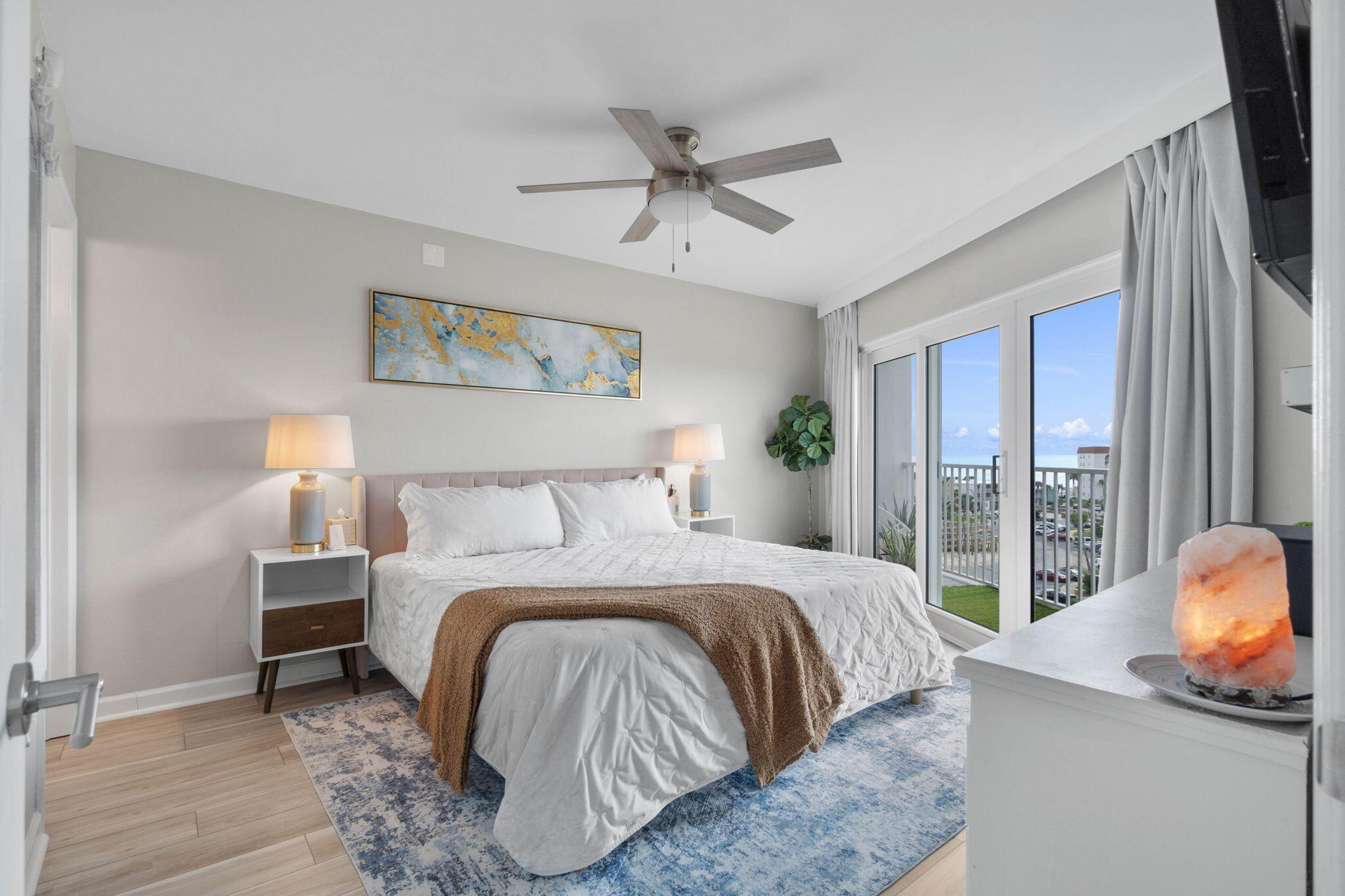 Seacrest Condominiums - Residential