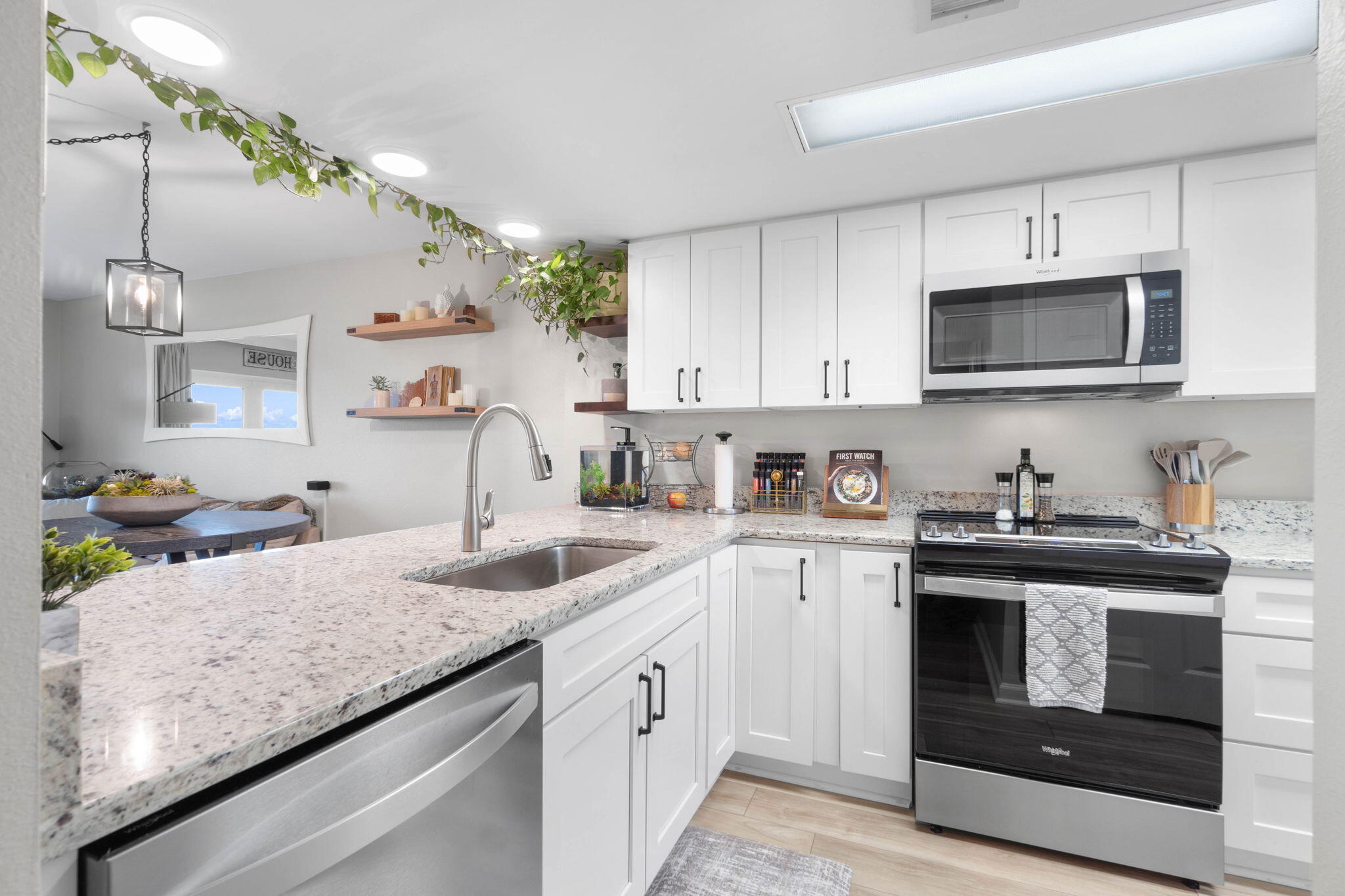 Seacrest Condominiums - Residential