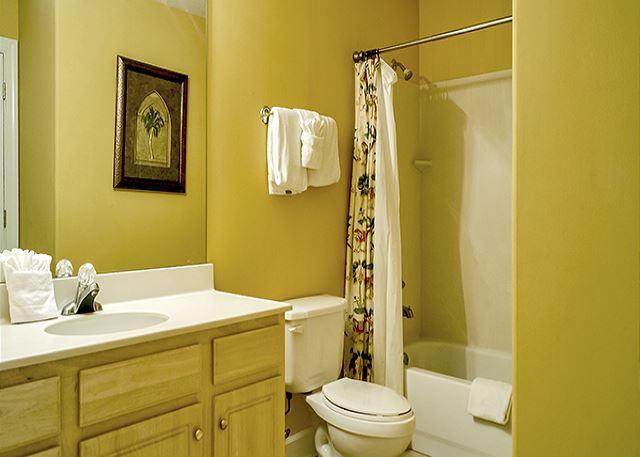 EMERALD ISLE - Residential