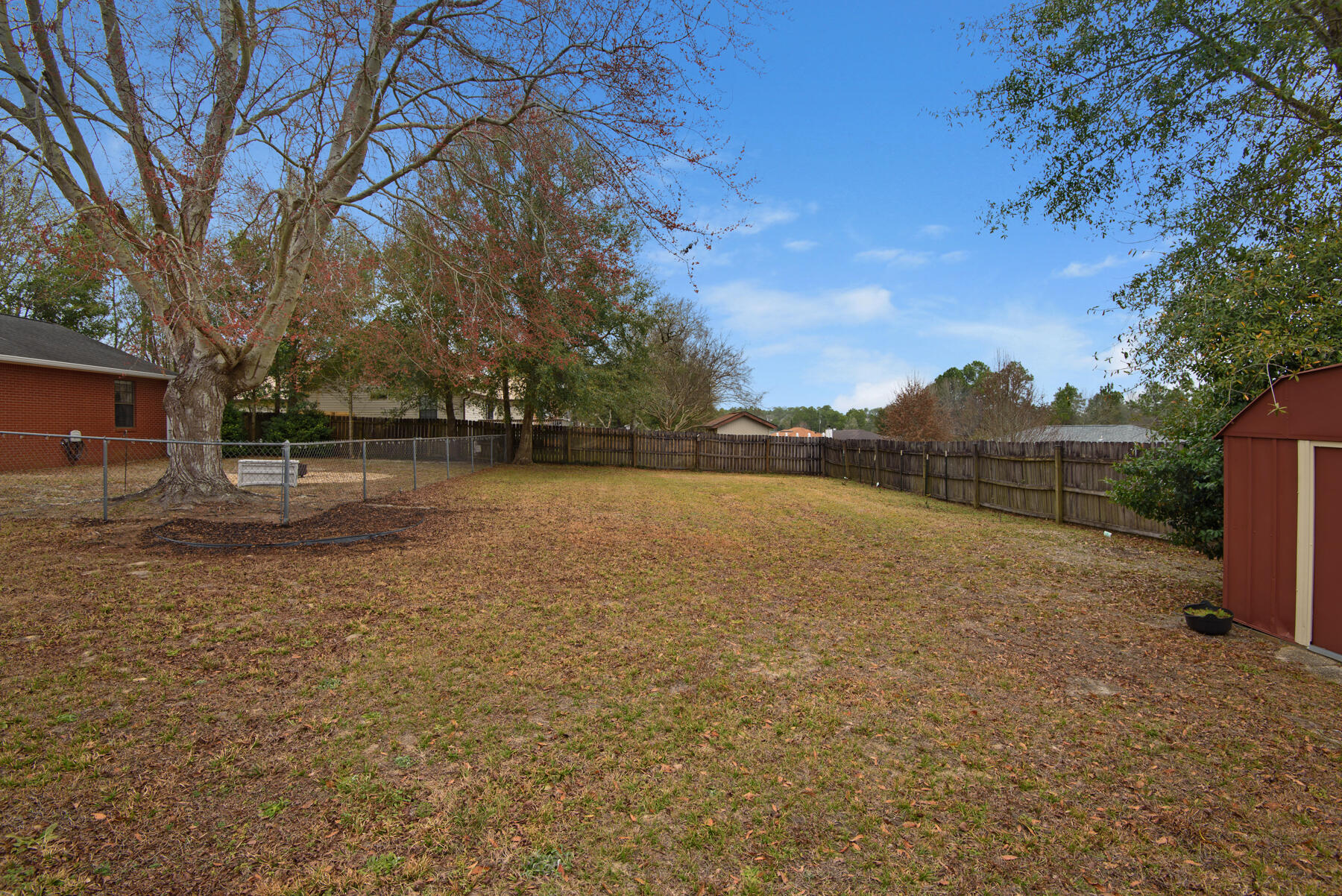 CRESTVIEW - Residential