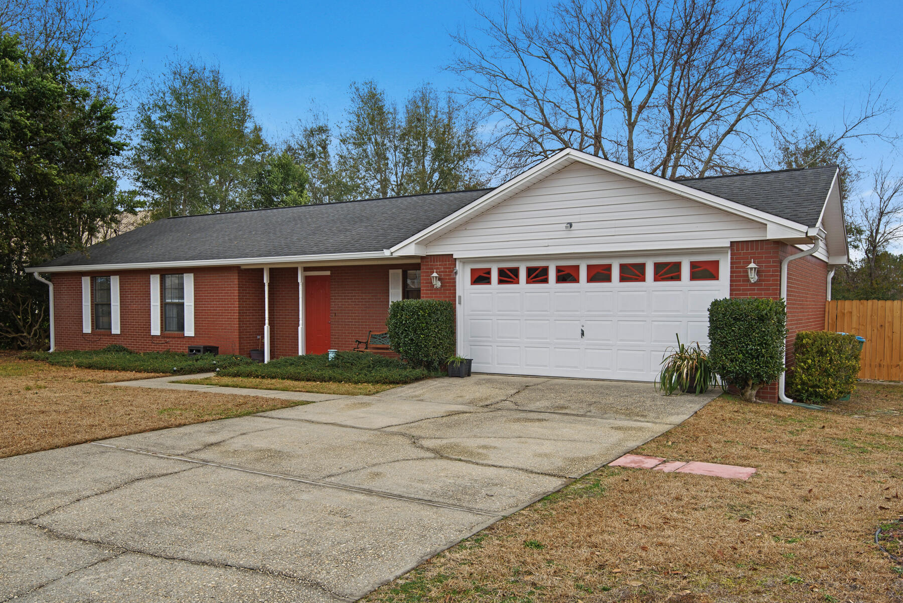 CRESTVIEW - Residential