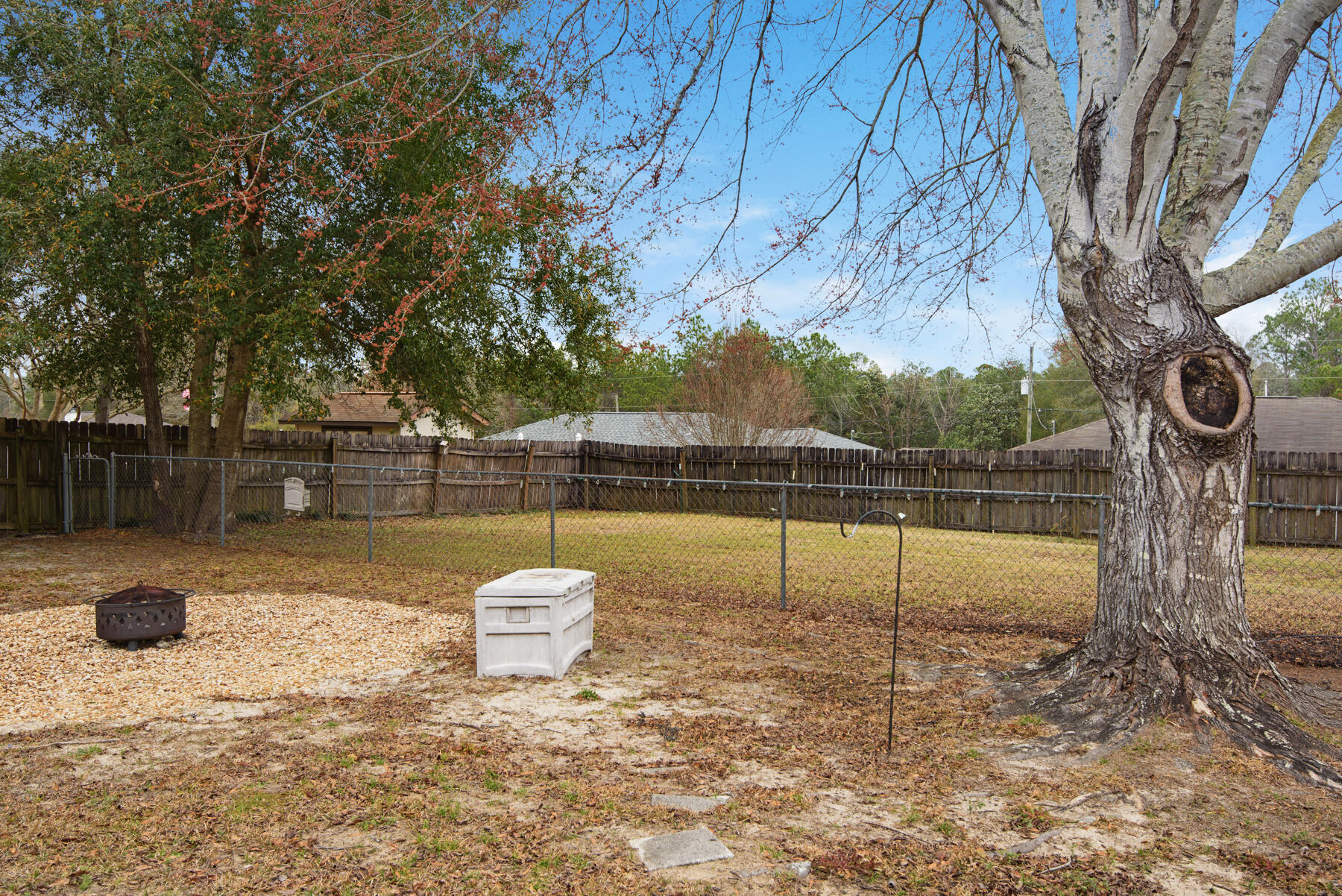 CRESTVIEW - Residential