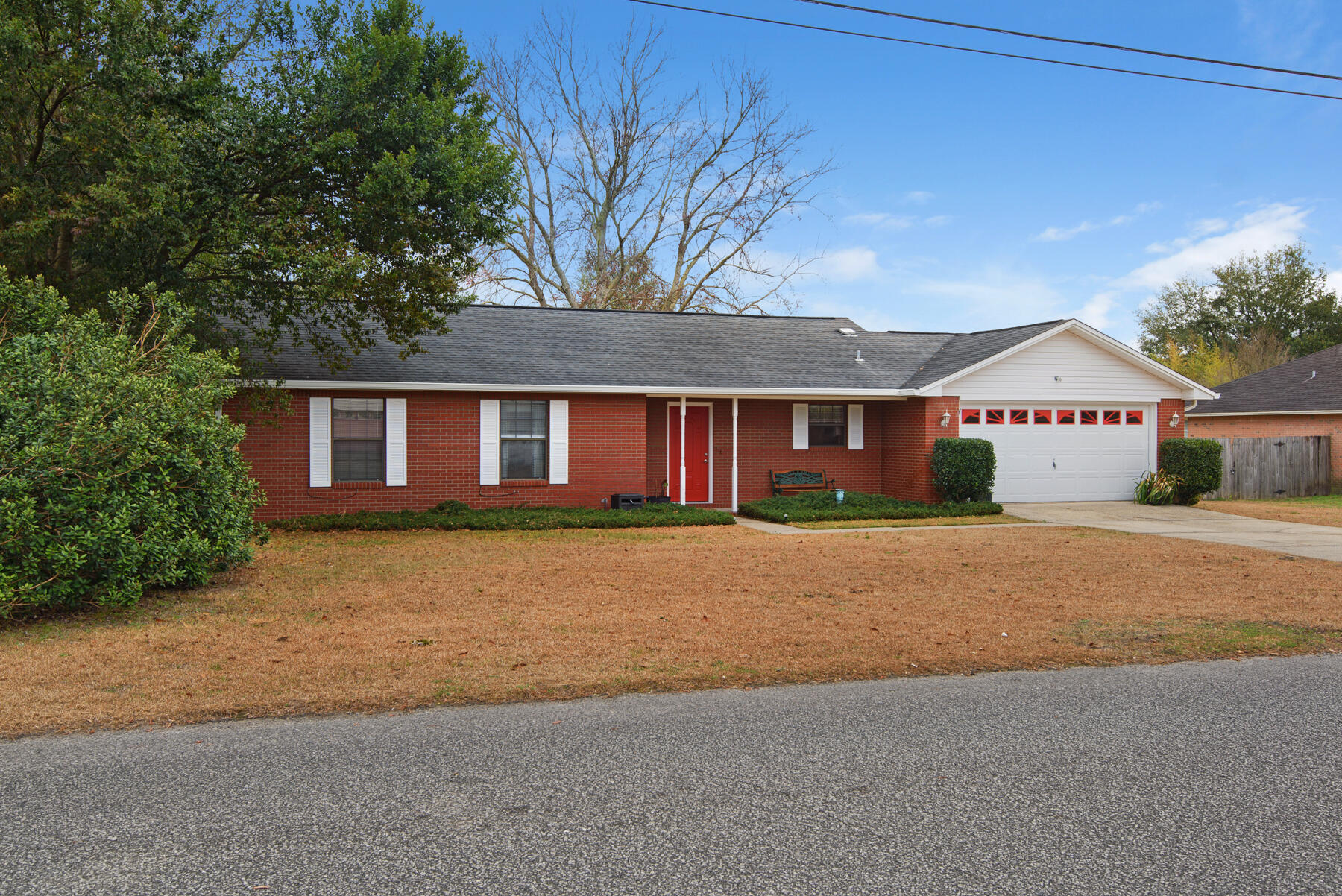 CRESTVIEW - Residential