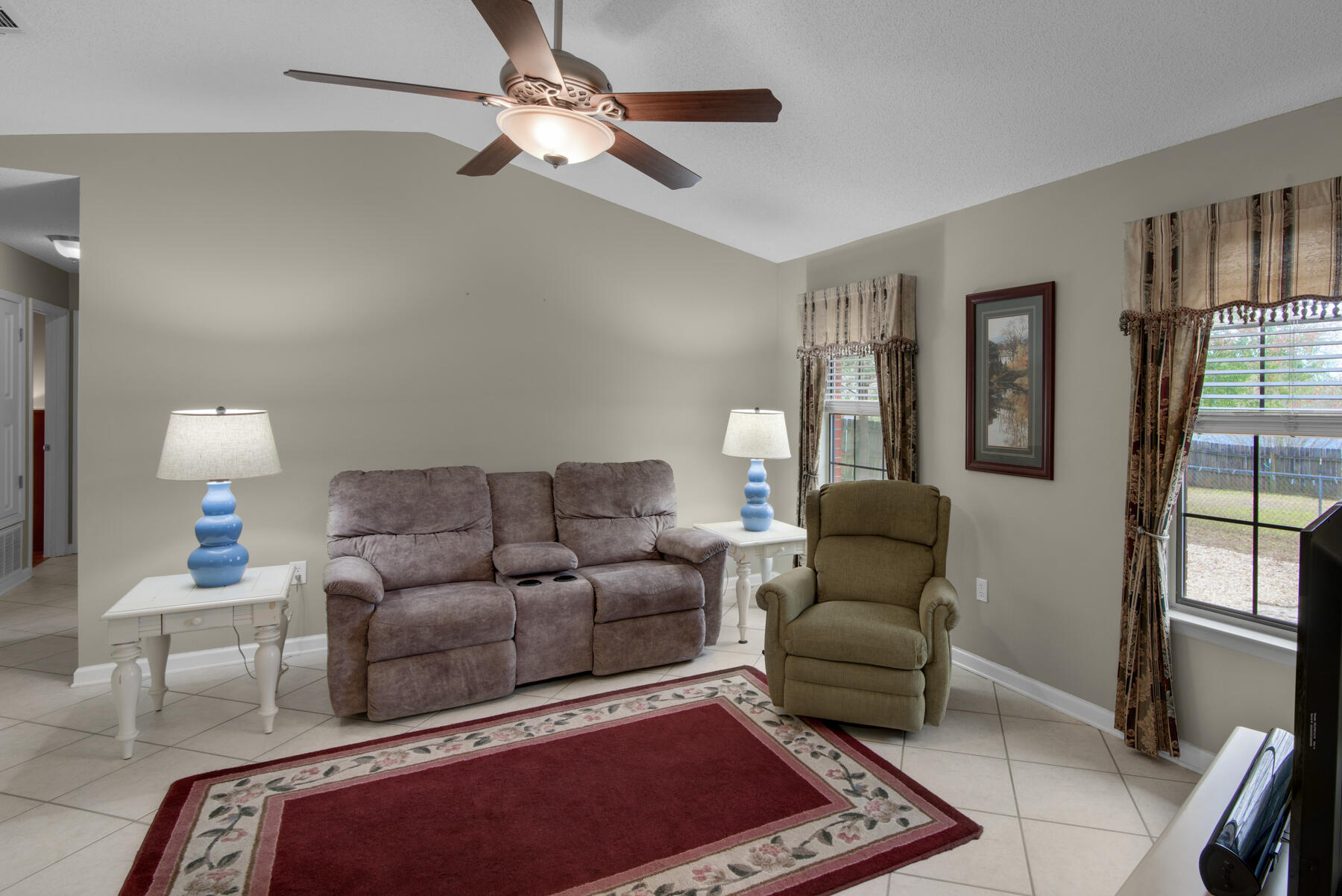 CRESTVIEW - Residential