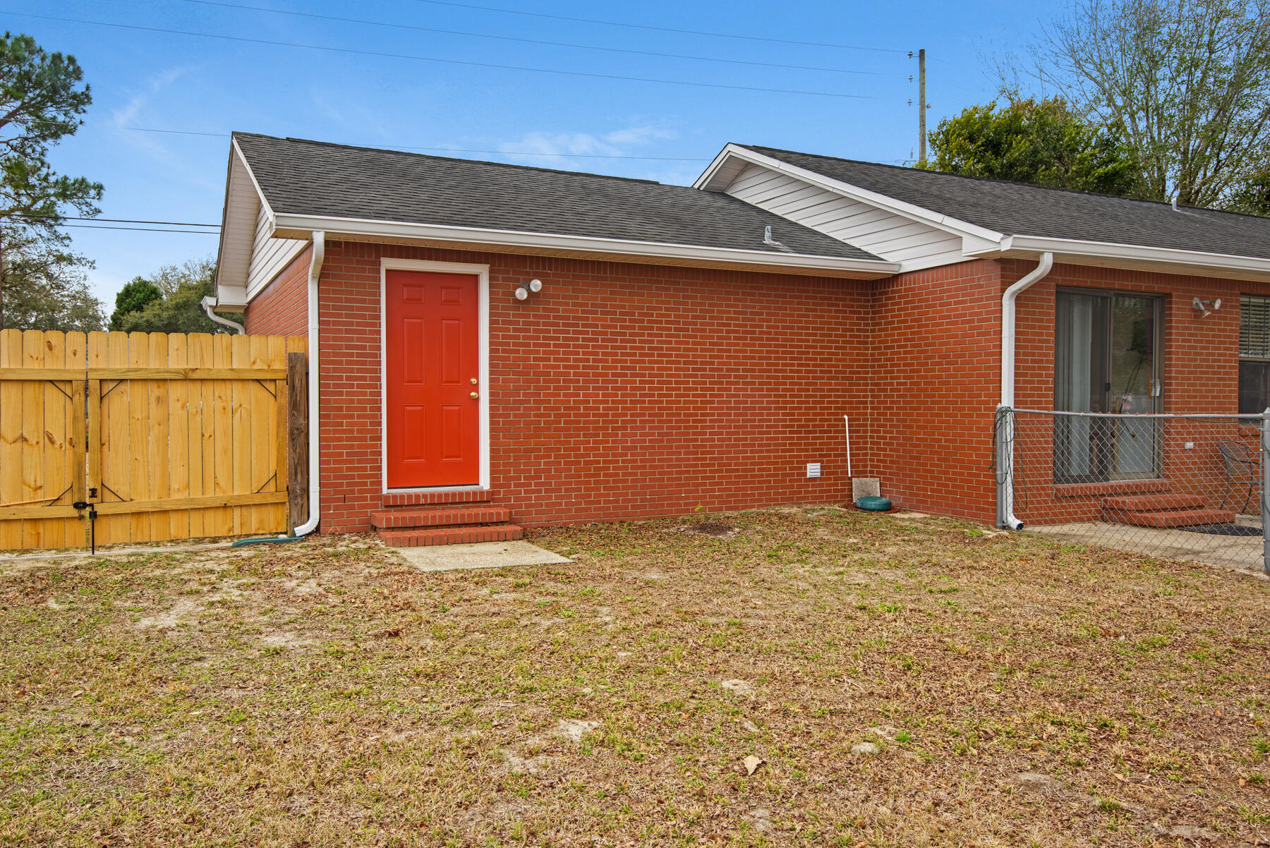 CRESTVIEW - Residential