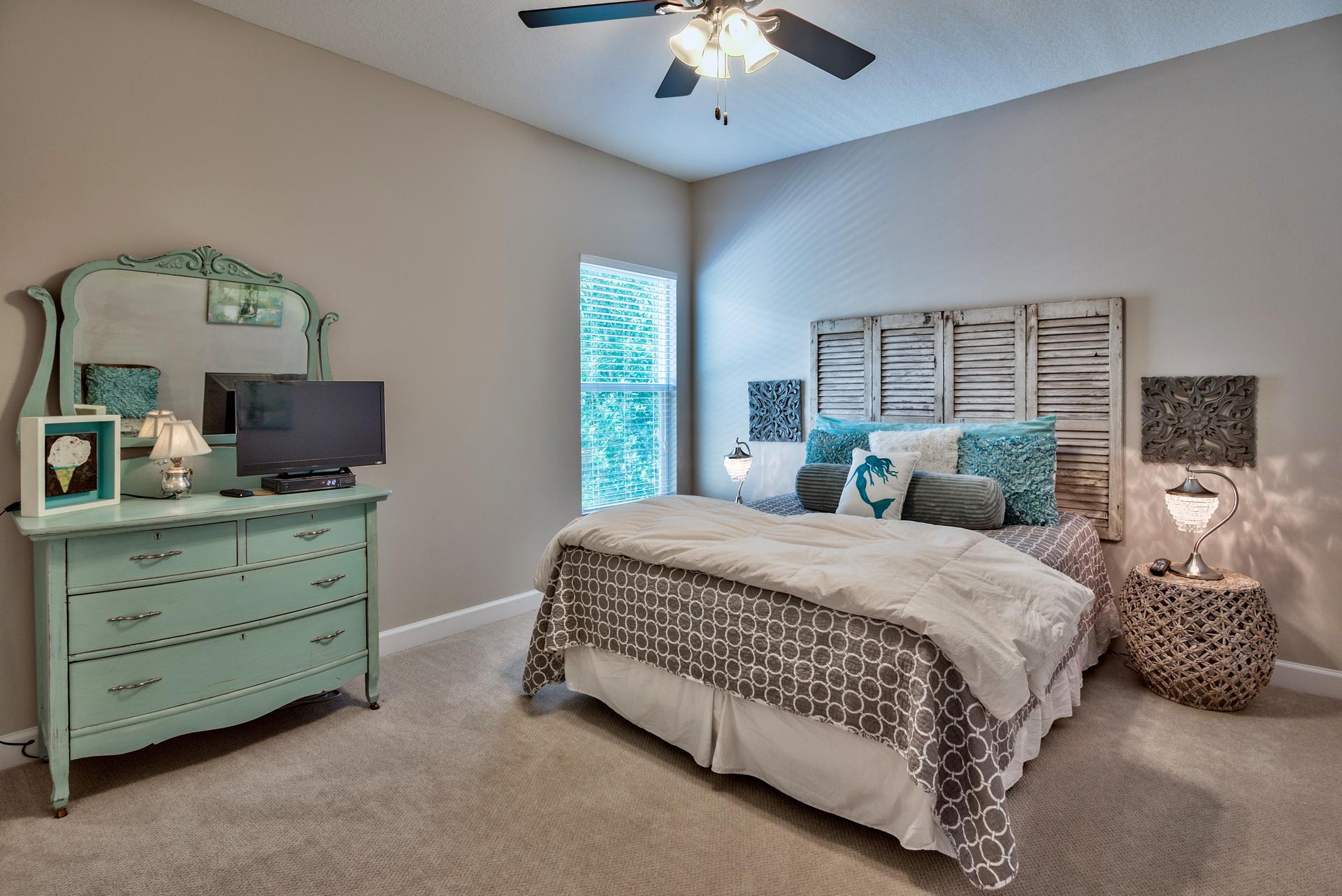 VILLAGES OF CRYSTAL BEACH - Residential
