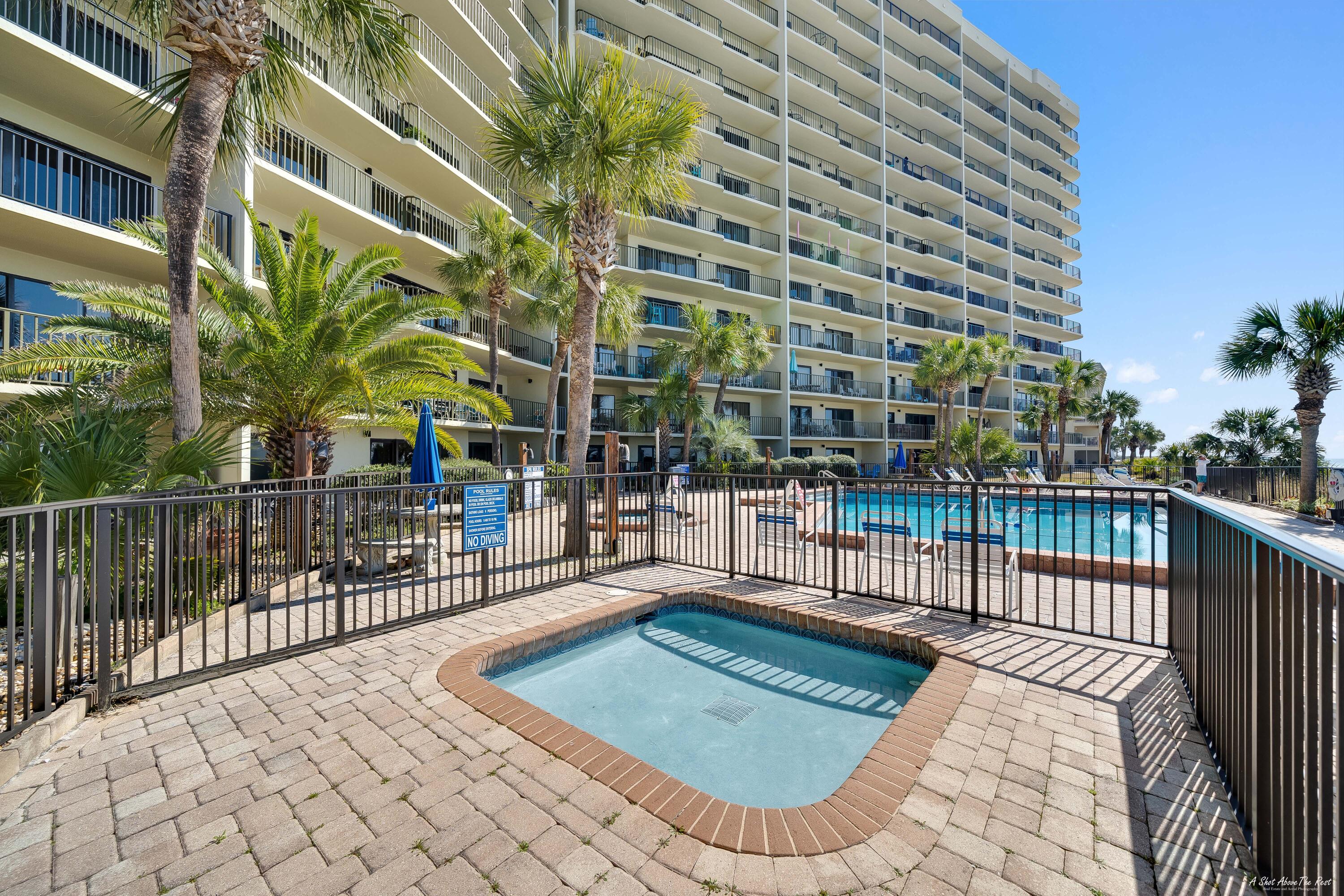 The Commodore - Residential