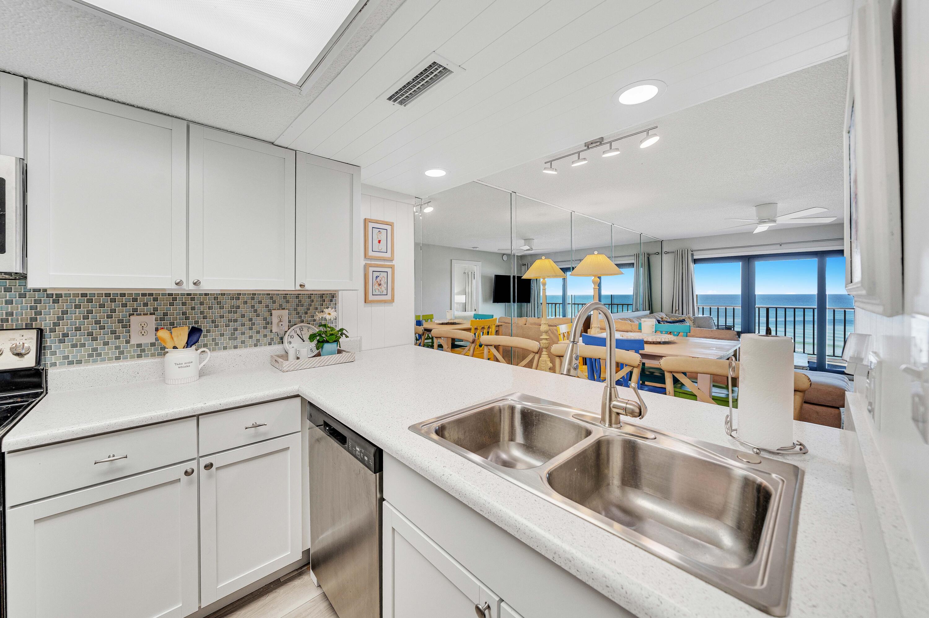 The Commodore - Residential