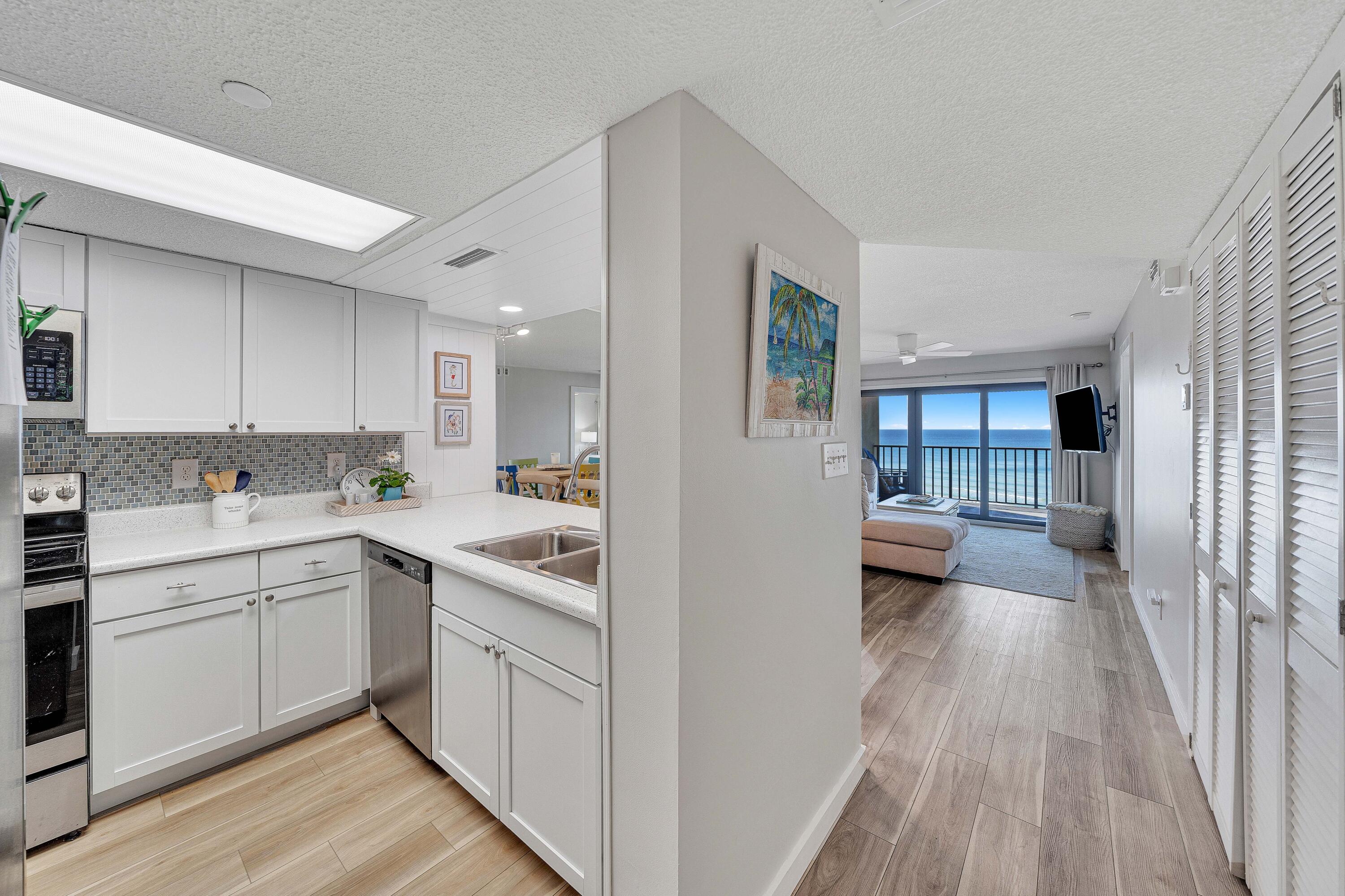 The Commodore - Residential