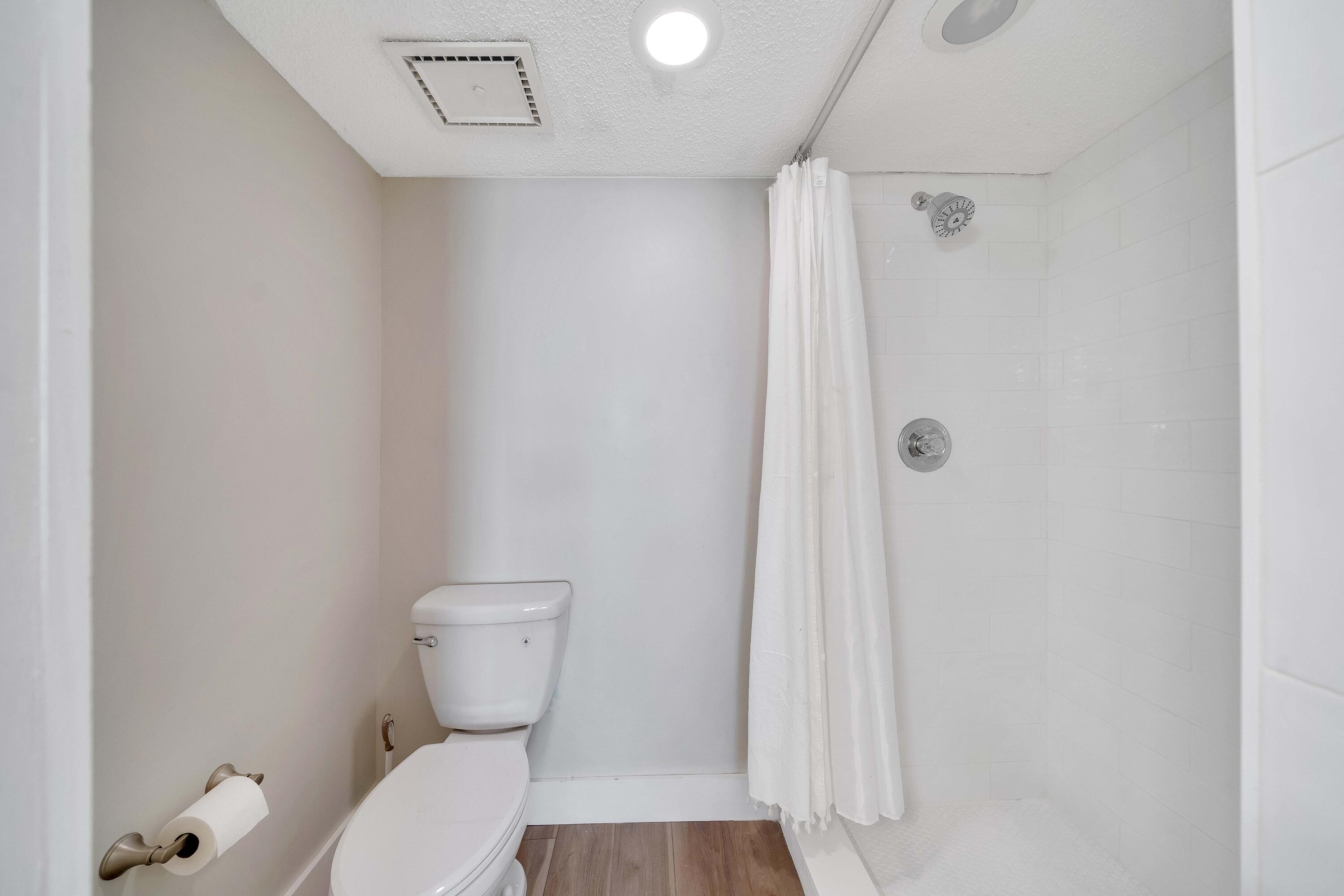 The Commodore - Residential