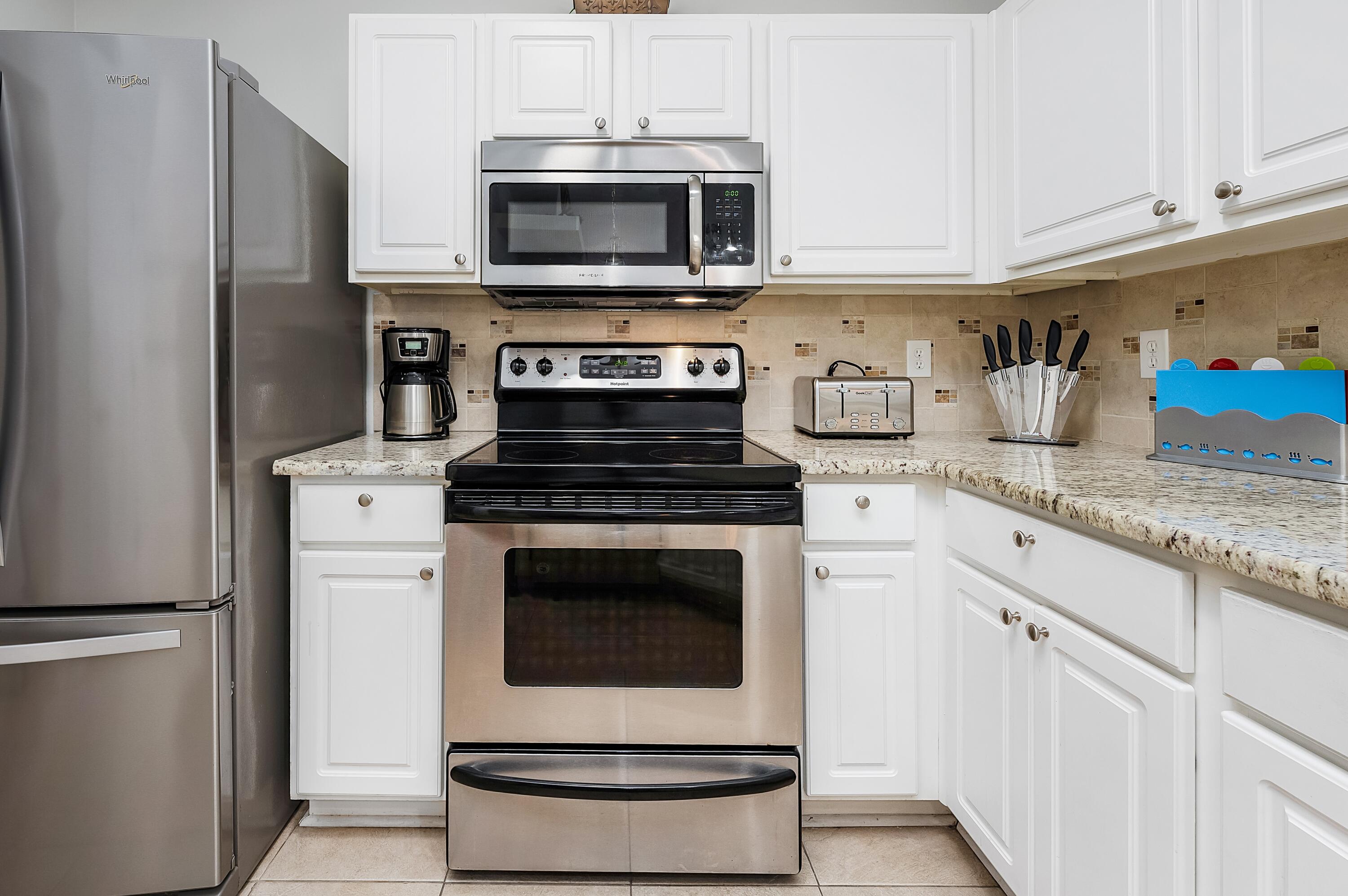 PARADISE RETREAT - Residential