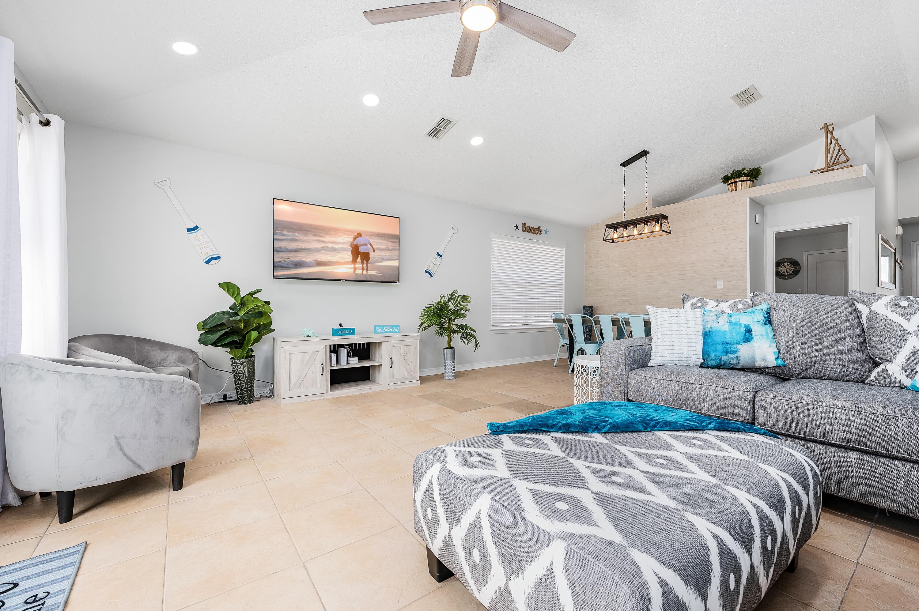 PARADISE RETREAT - Residential