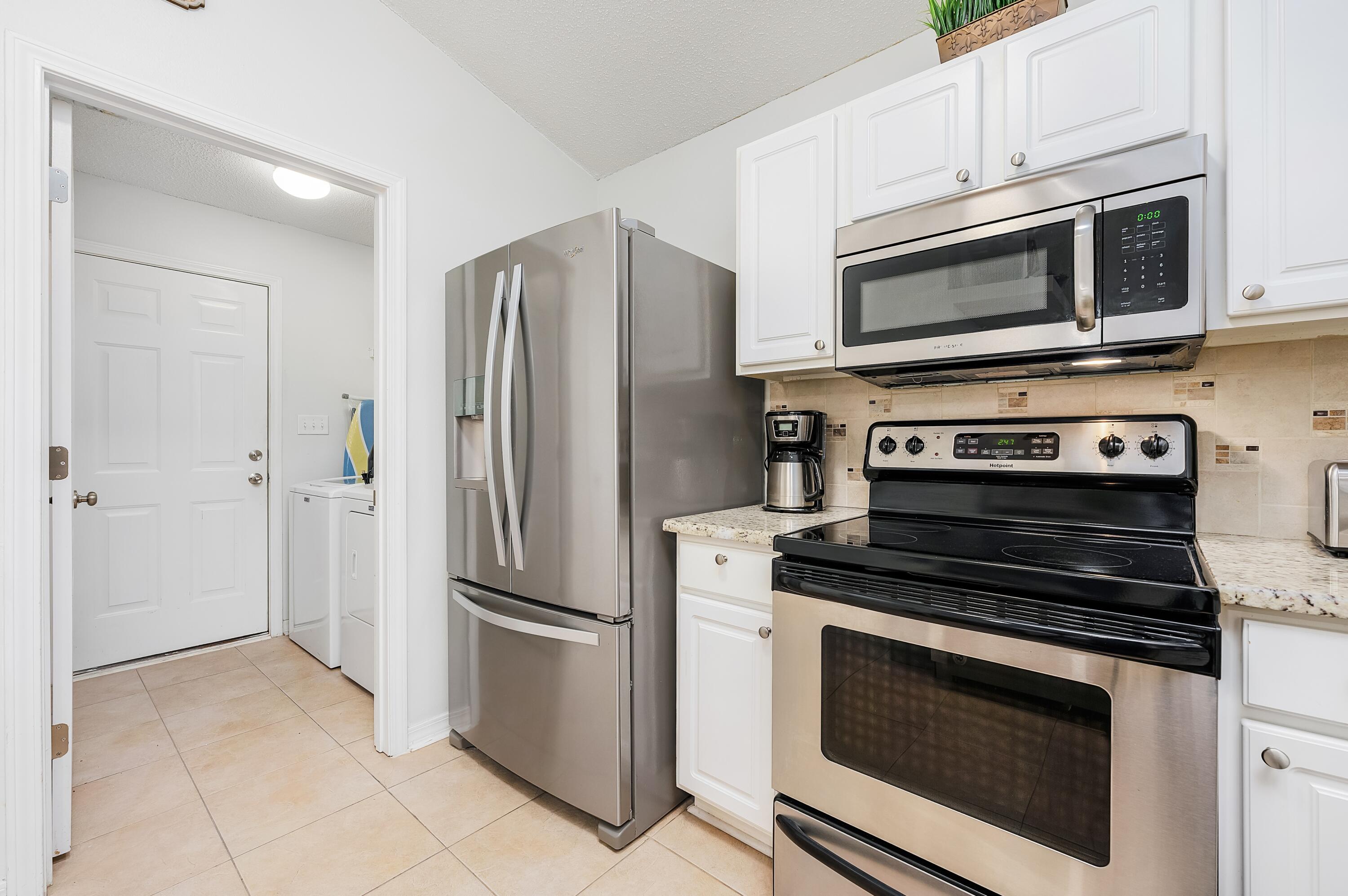 PARADISE RETREAT - Residential