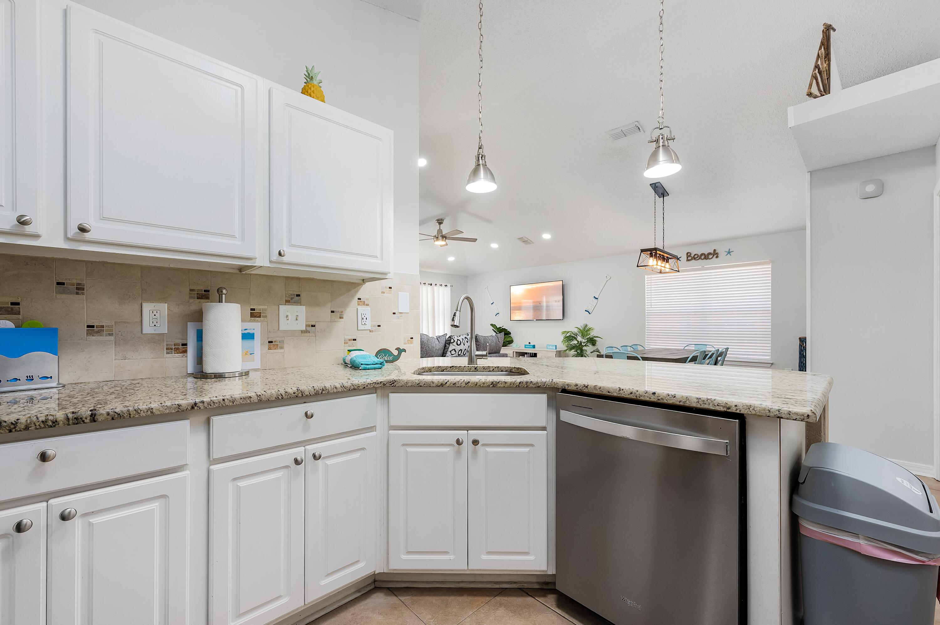 PARADISE RETREAT - Residential