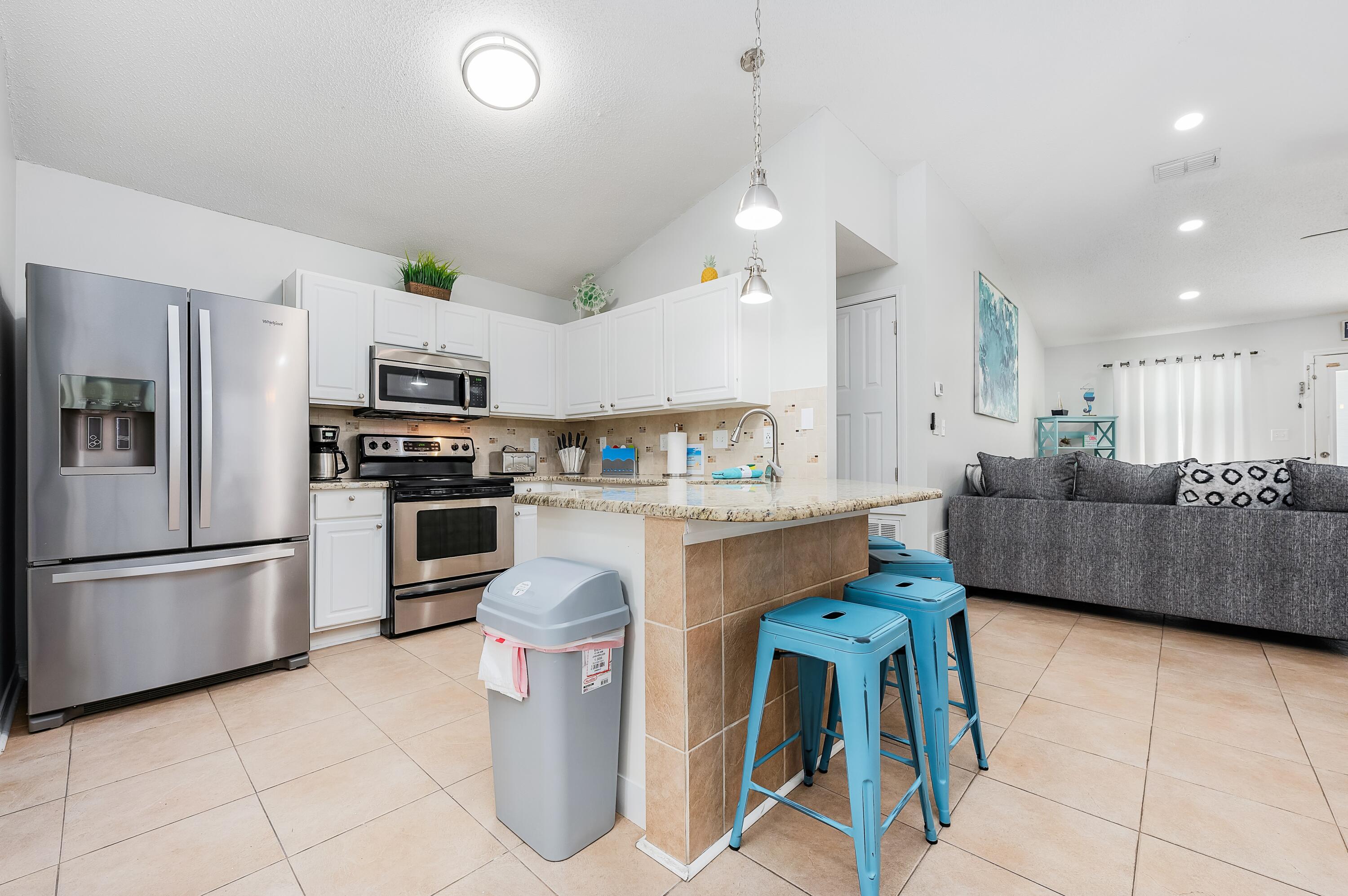 PARADISE RETREAT - Residential