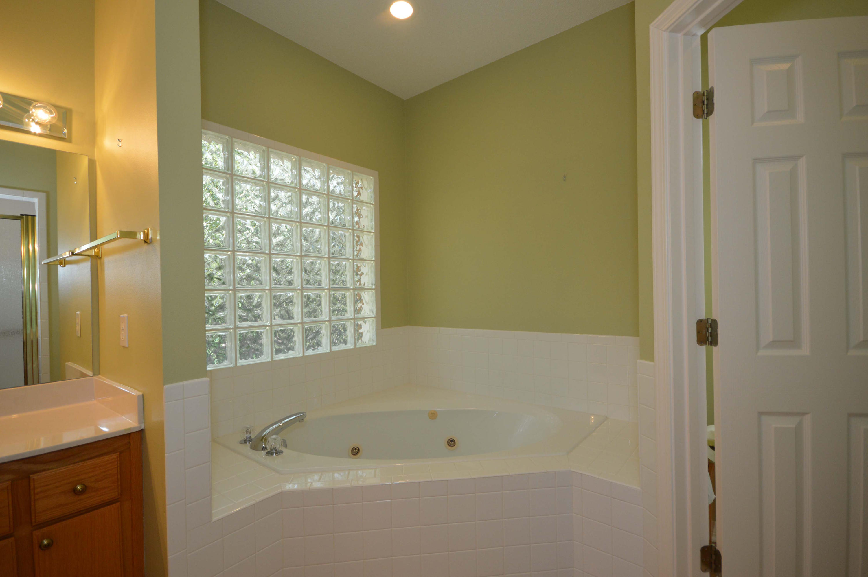 NORTH SHORES - Residential