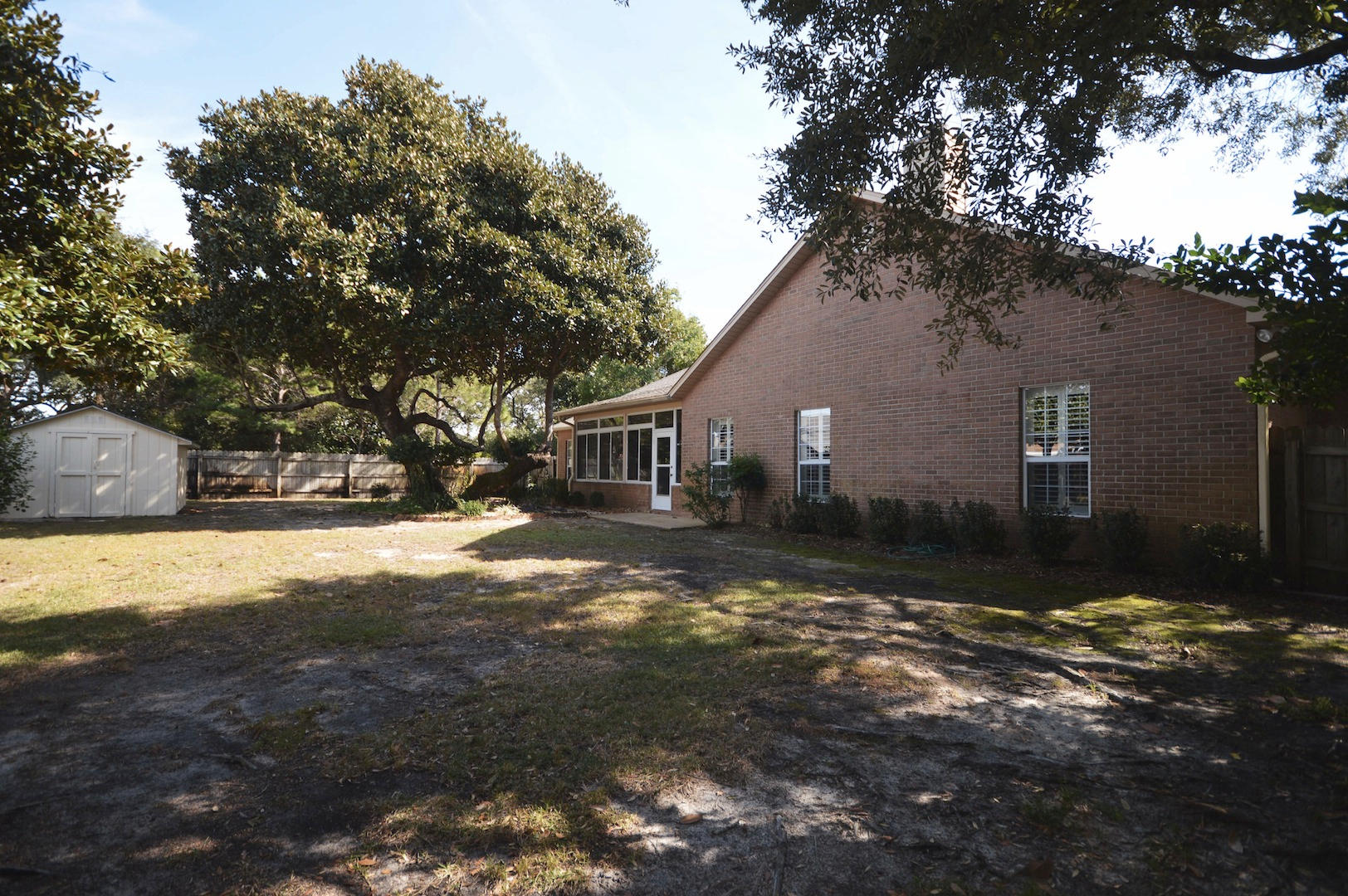 NORTH SHORES - Residential