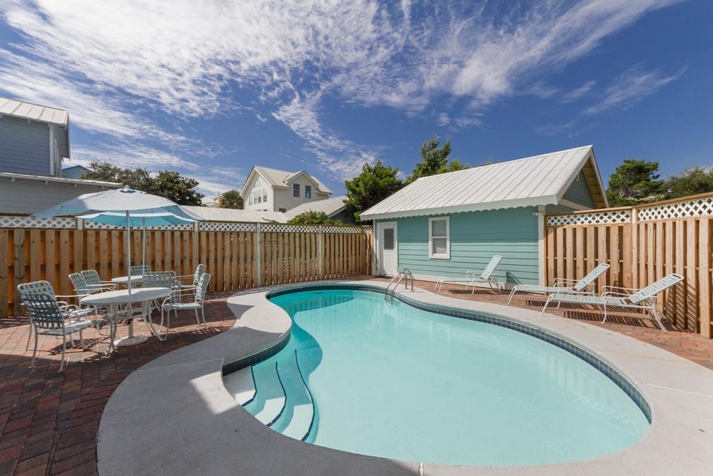 CRYSTAL BEACH - Residential