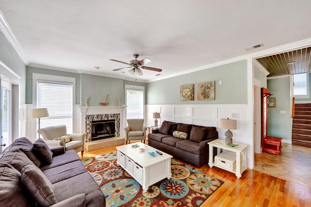 CRYSTAL BEACH - Residential