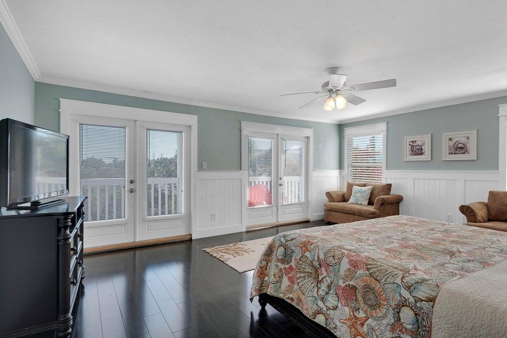 CRYSTAL BEACH - Residential