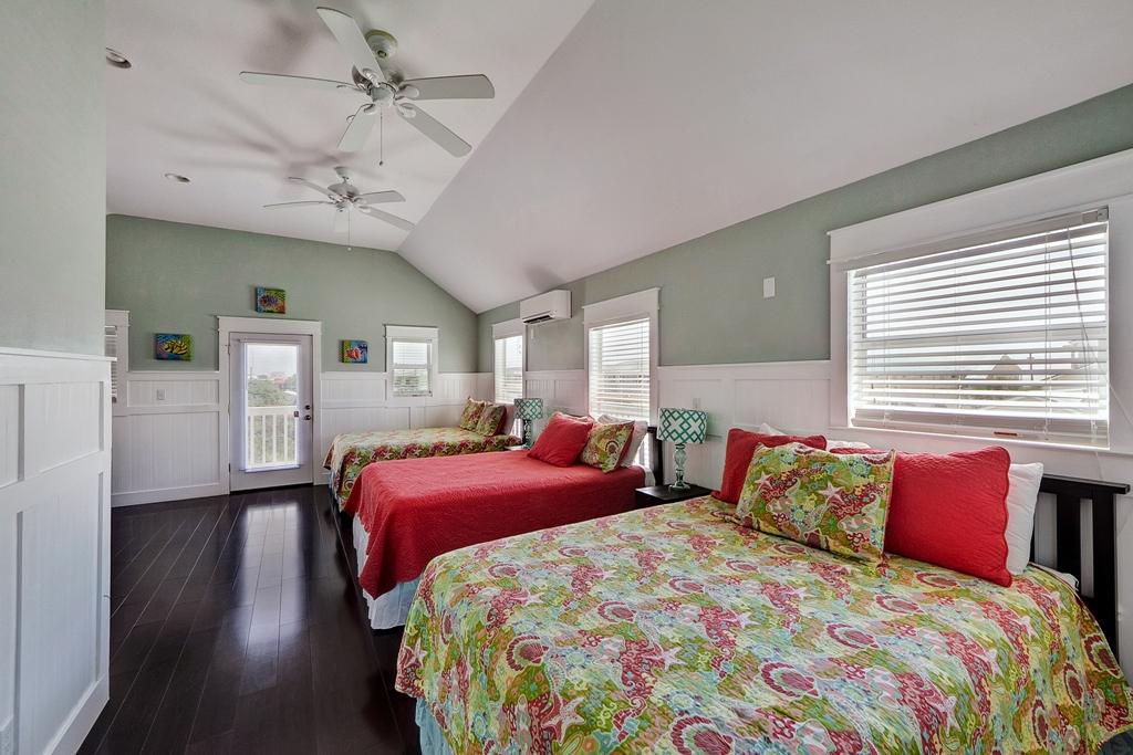 CRYSTAL BEACH - Residential