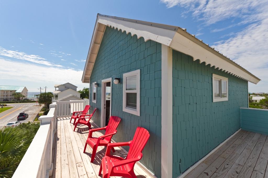 CRYSTAL BEACH - Residential