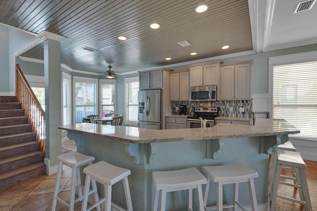 CRYSTAL BEACH - Residential