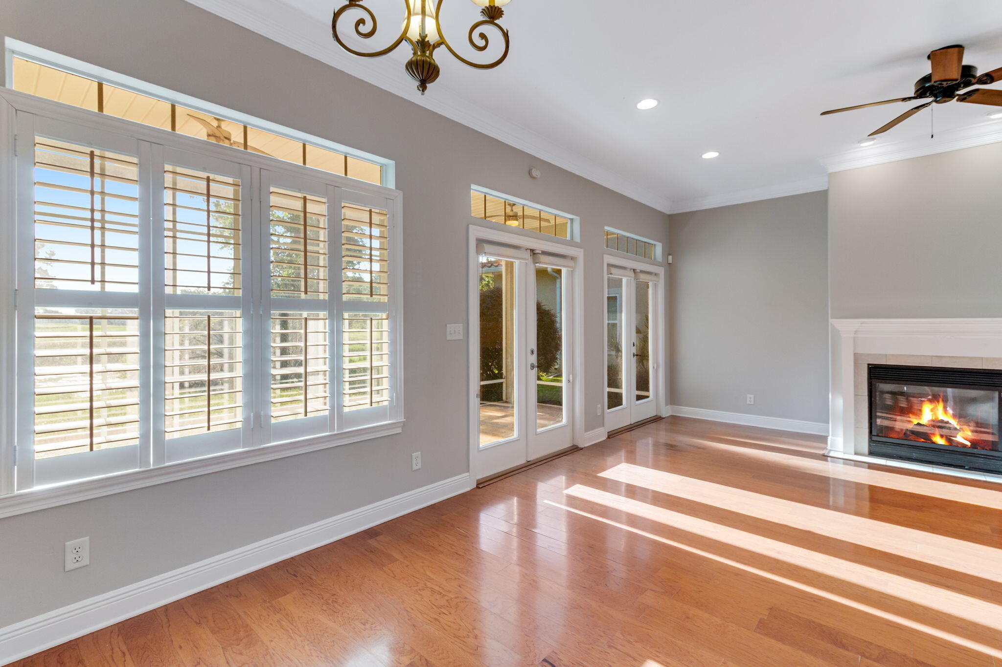 EMERALD BAY PH 1A - Residential Lease