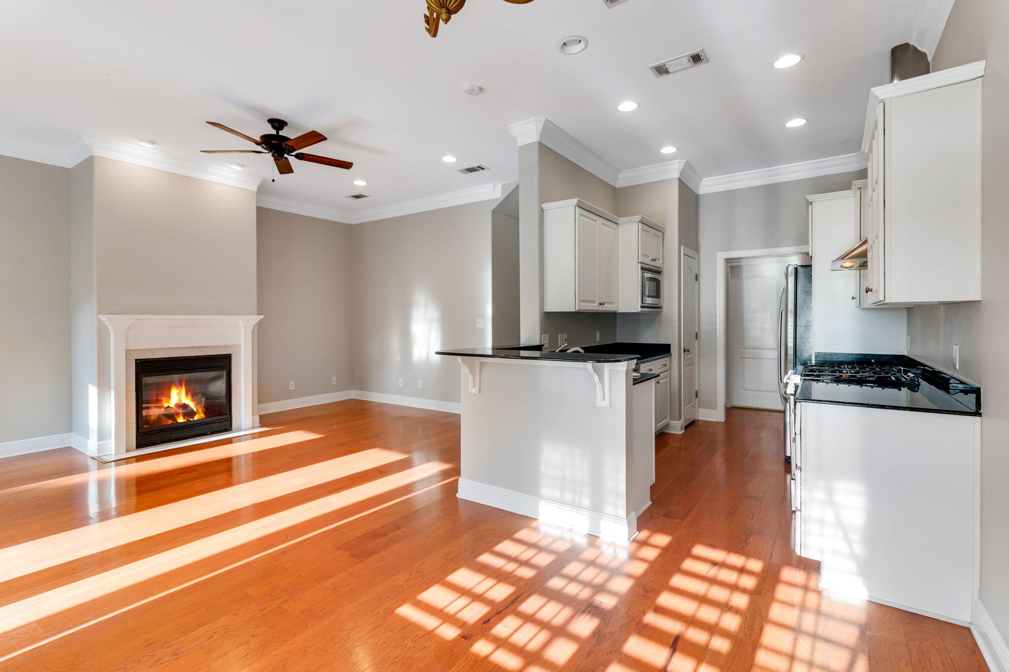 EMERALD BAY PH 1A - Residential Lease