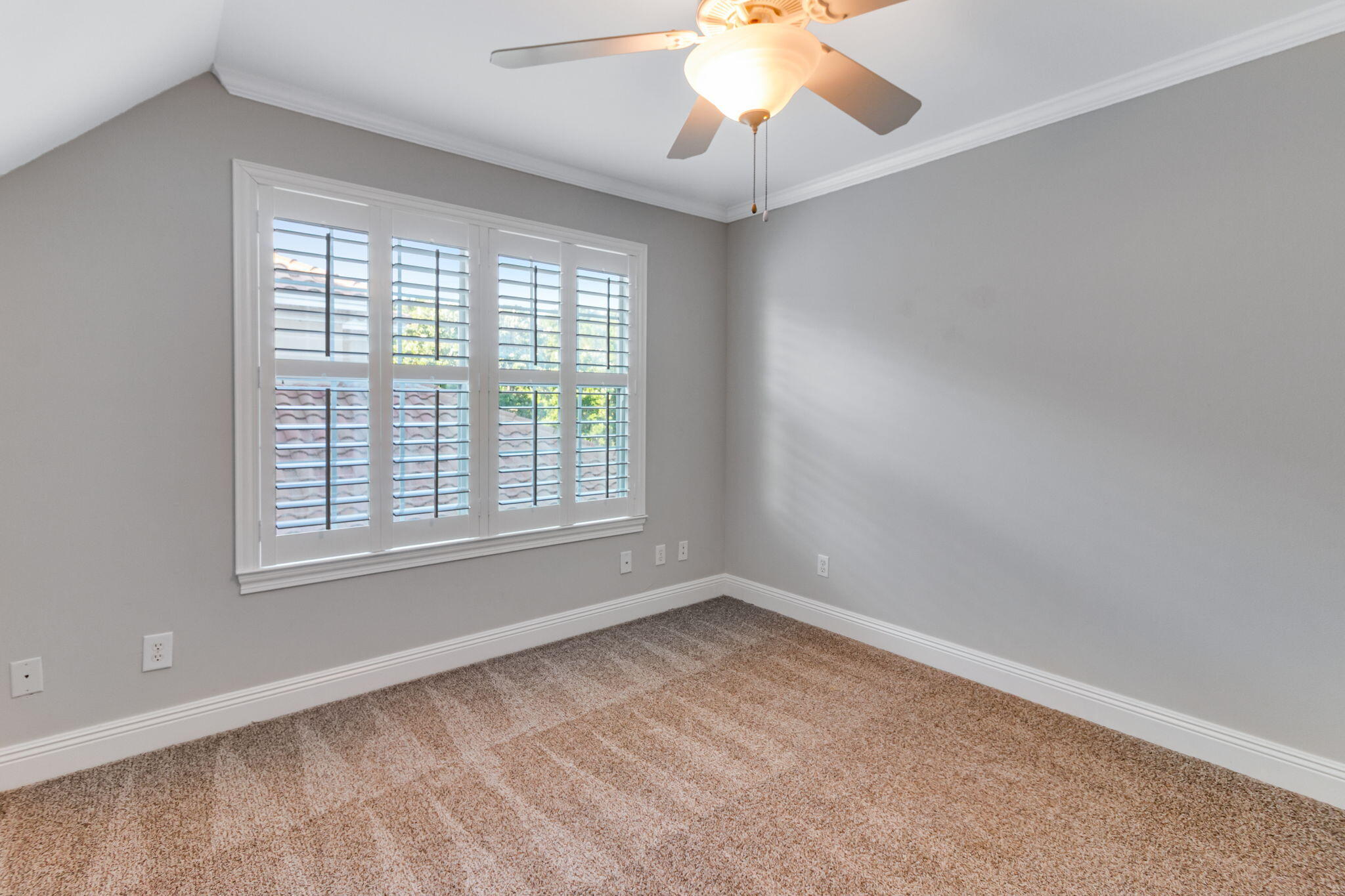 EMERALD BAY PH 1A - Residential Lease